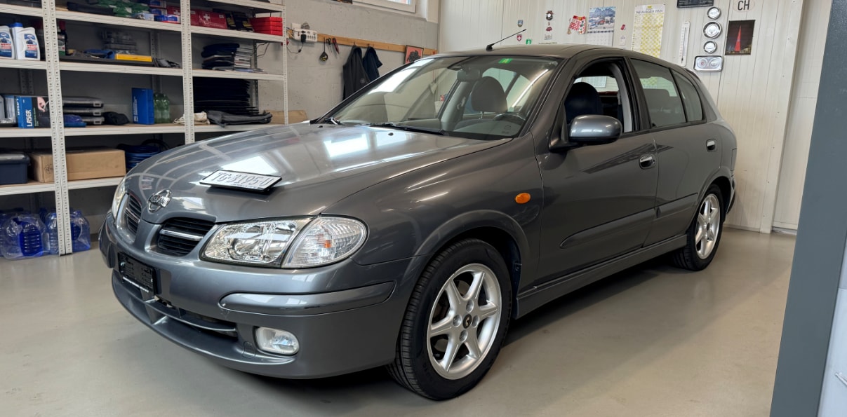 NISSAN Almera 1.8 16V Elegance