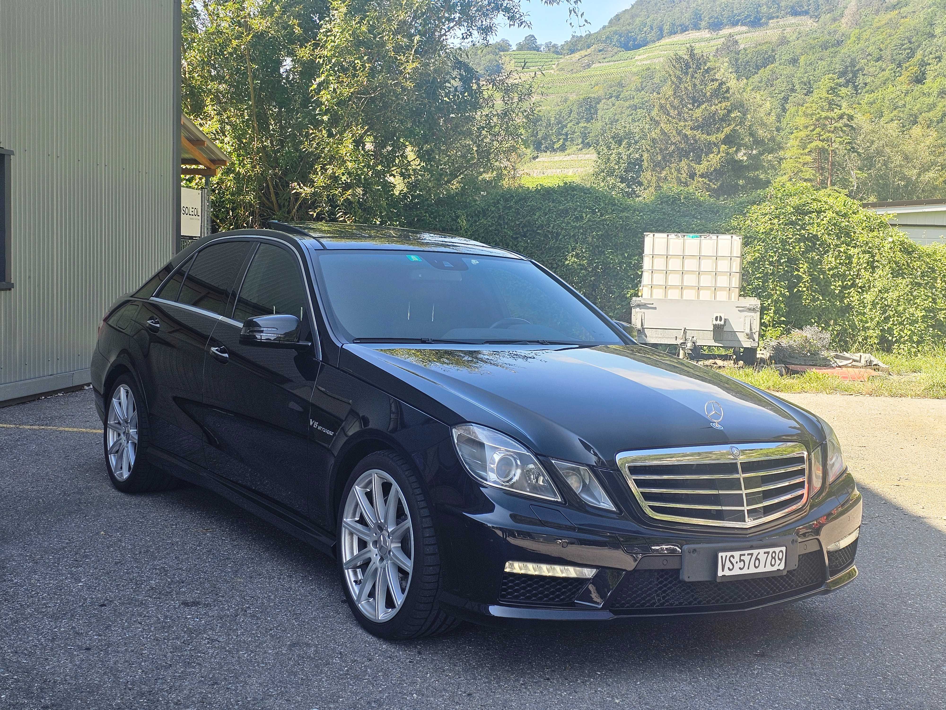 MERCEDES-BENZ E 63 AMG 5.5 V8 Bi-Turbo