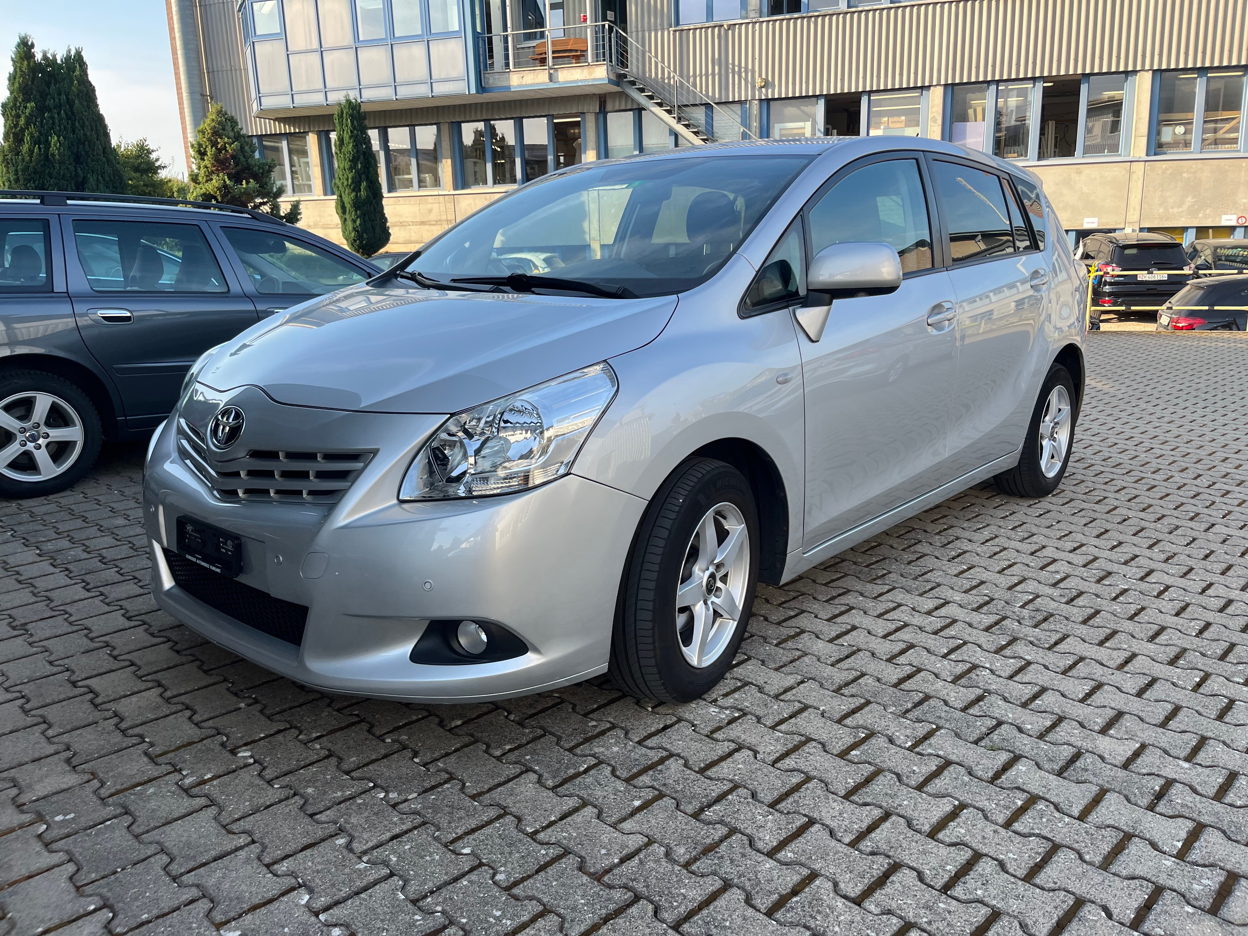 TOYOTA Verso 1.8 Linea Luna