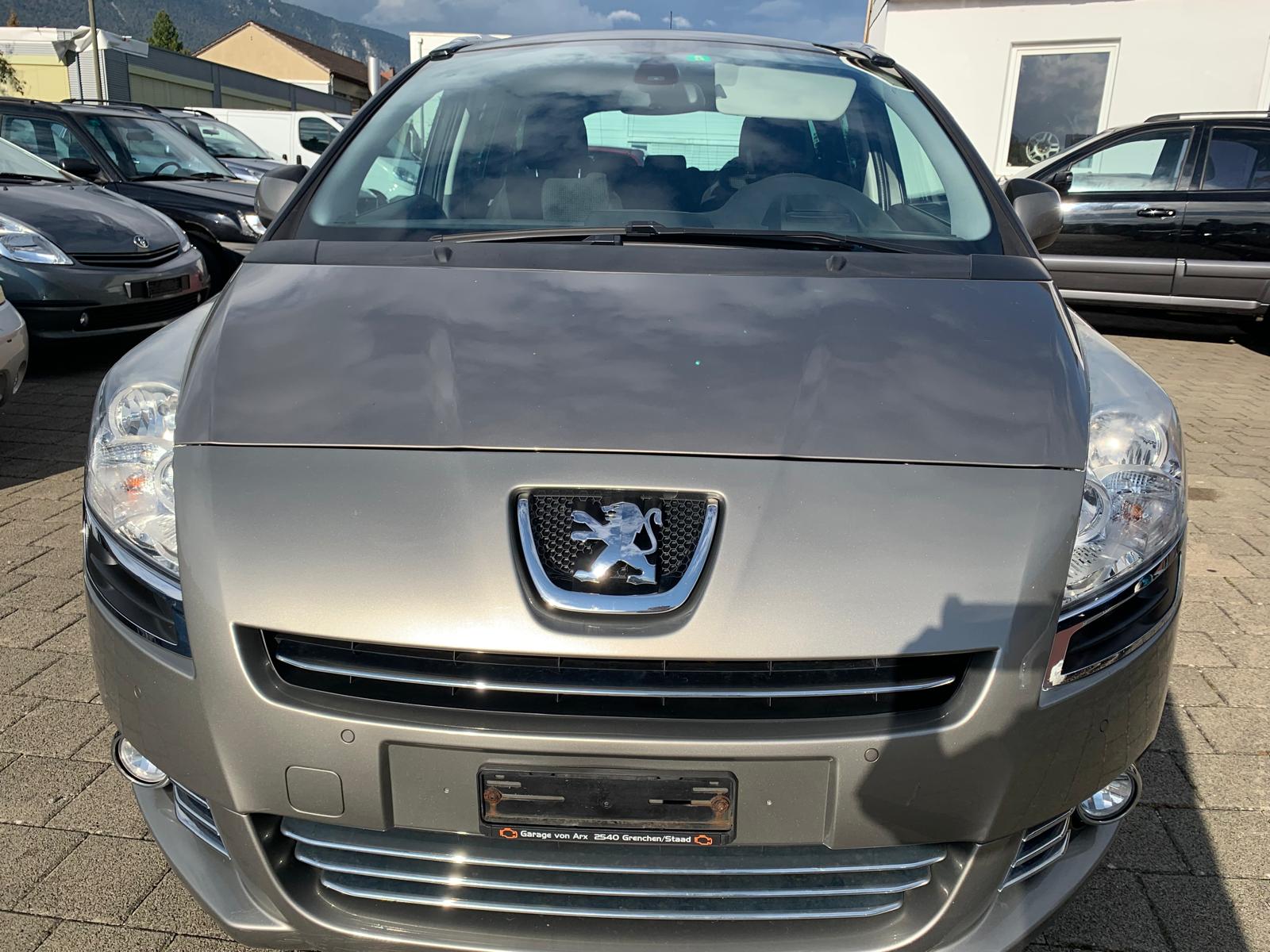 PEUGEOT 5008 2.0 HDI Business