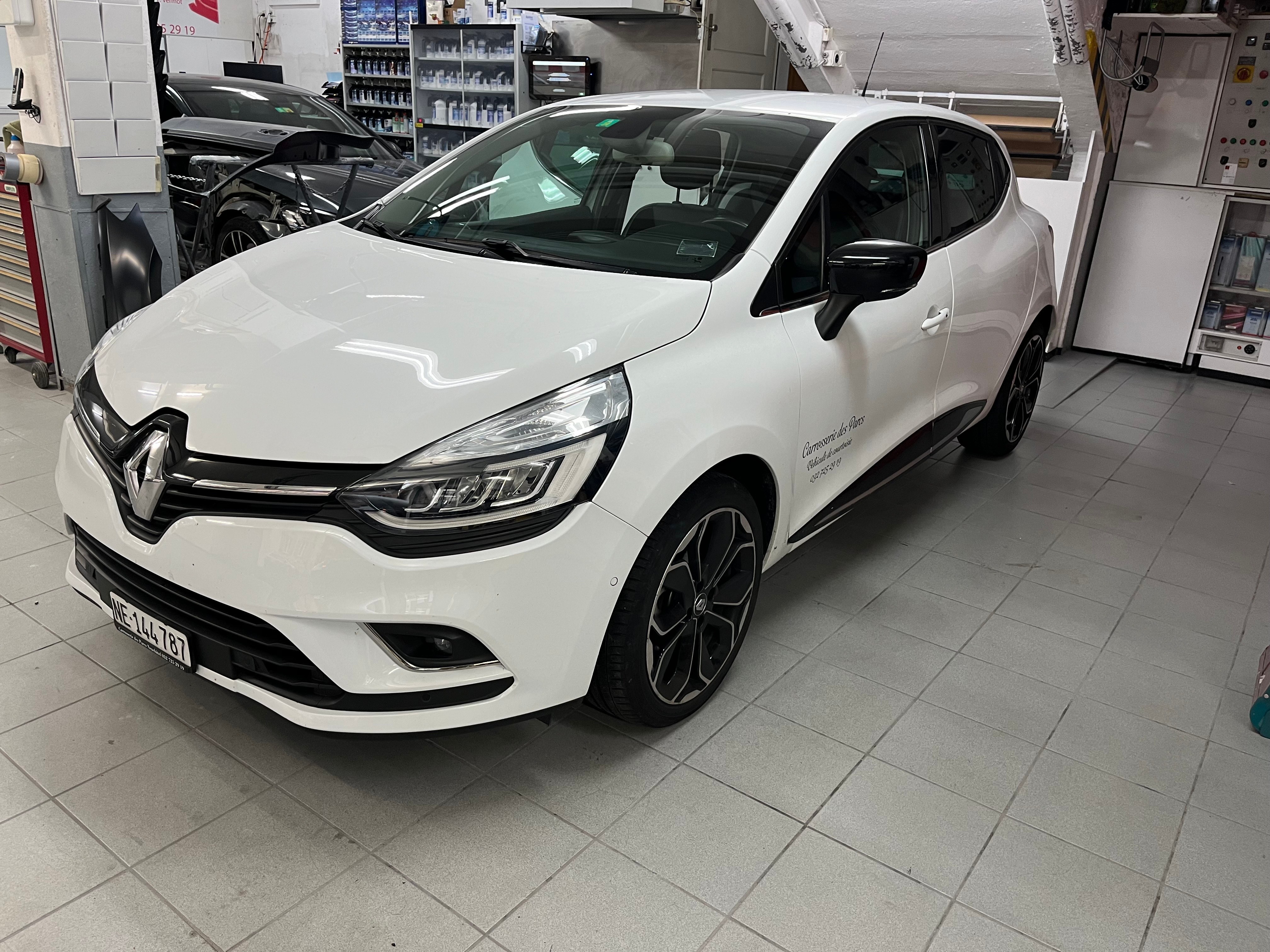 RENAULT Clio 1.2 16V T Intens