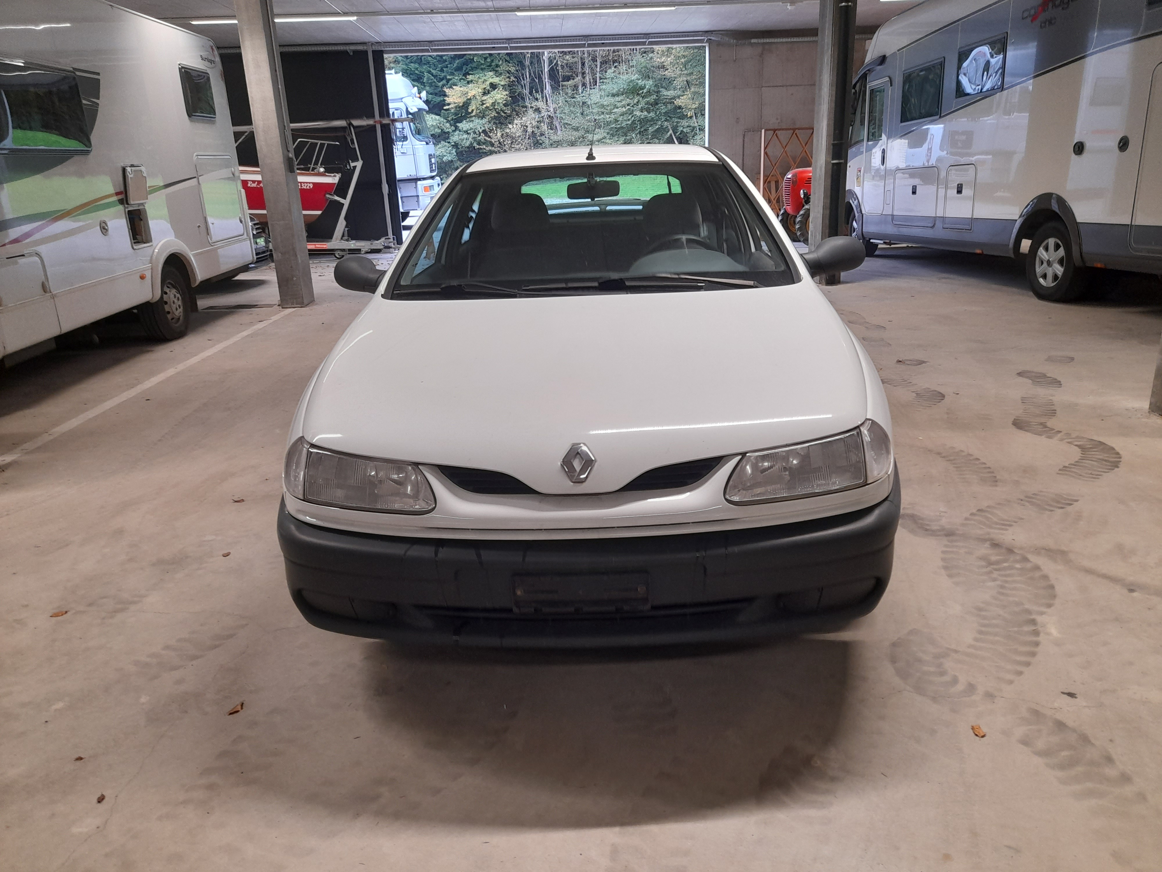 RENAULT Laguna 2.0 RN Automatic