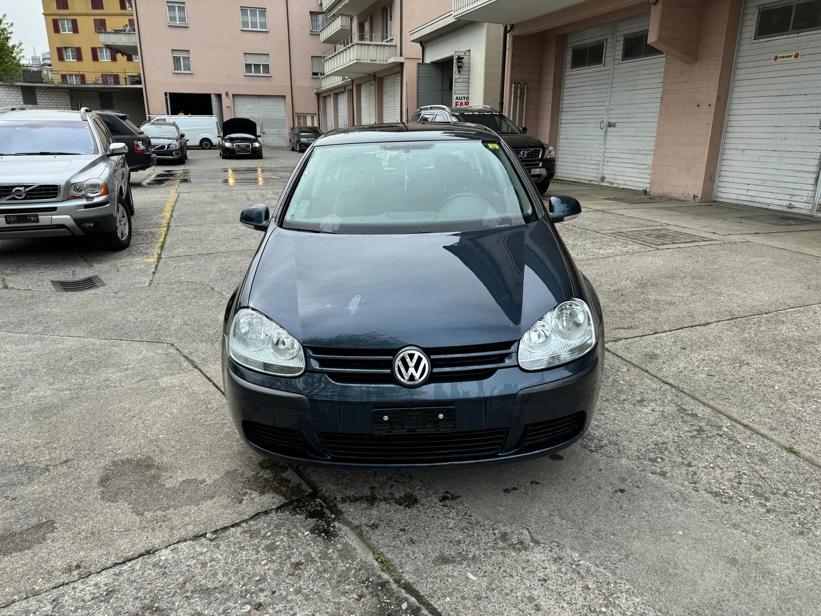 VW Golf 1.6 FSI Trendline