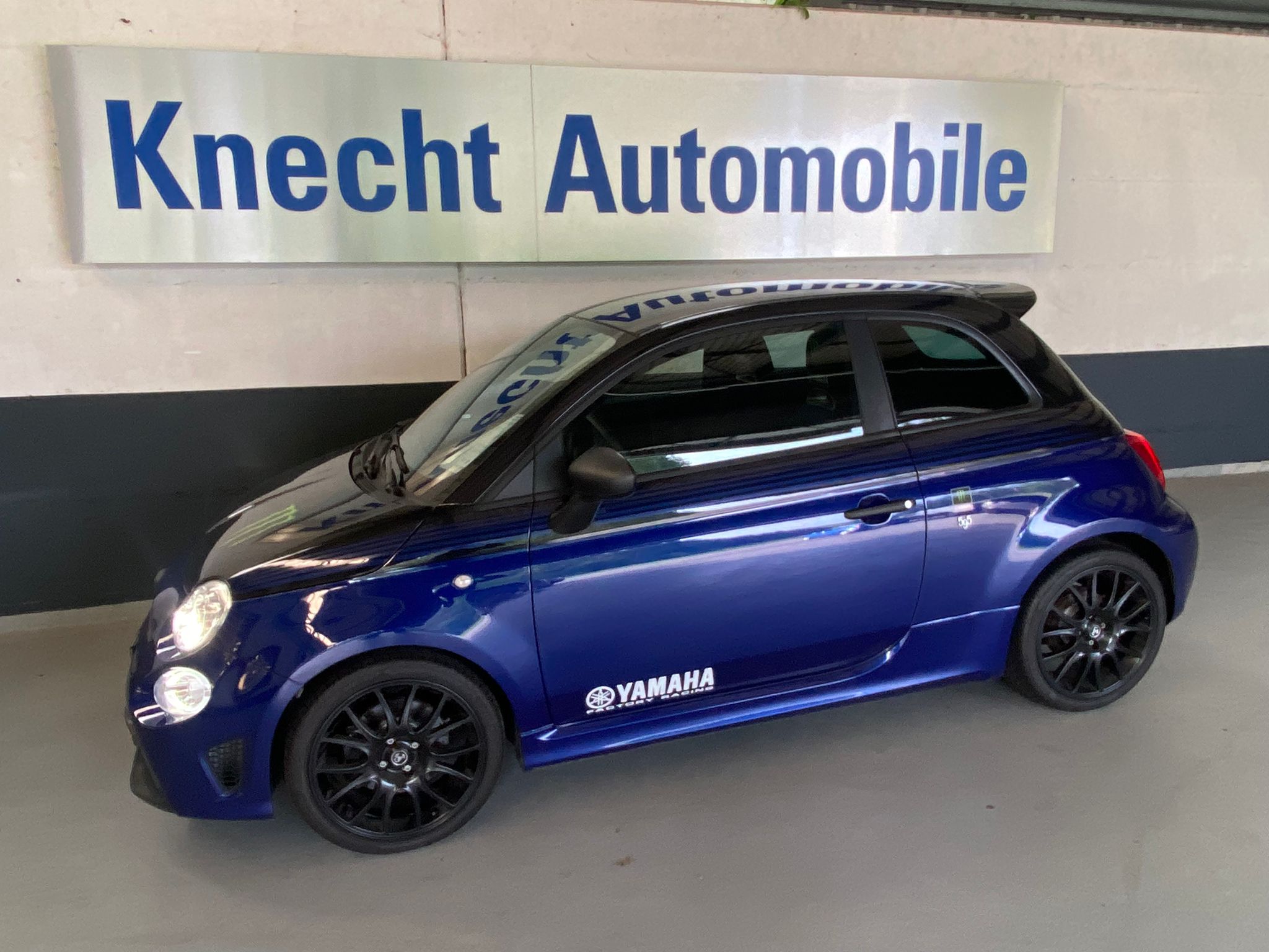 FIAT 595 1.4 16V Turbo Abarth Yamaha Monster