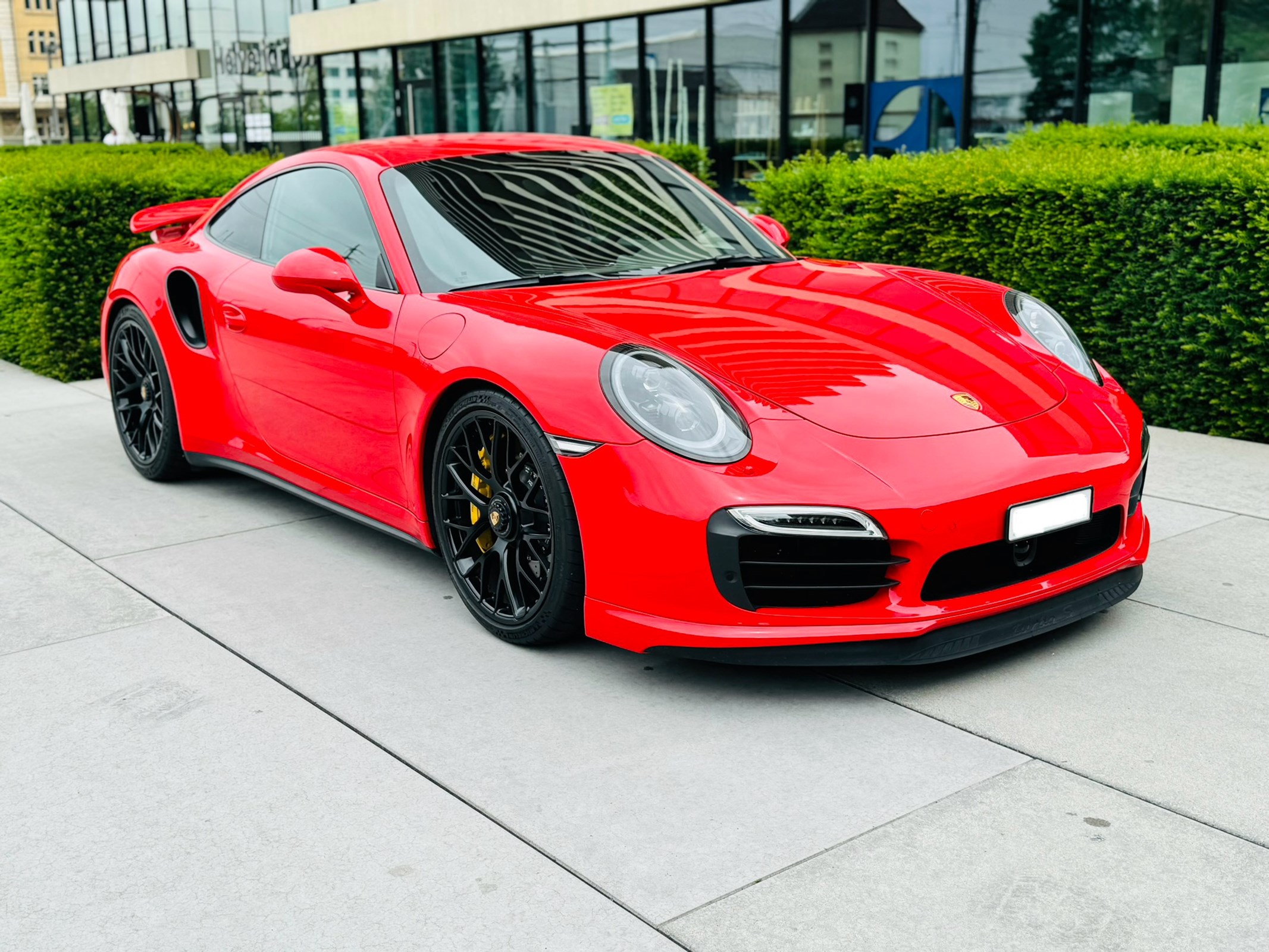 PORSCHE 911 Turbo S PDK