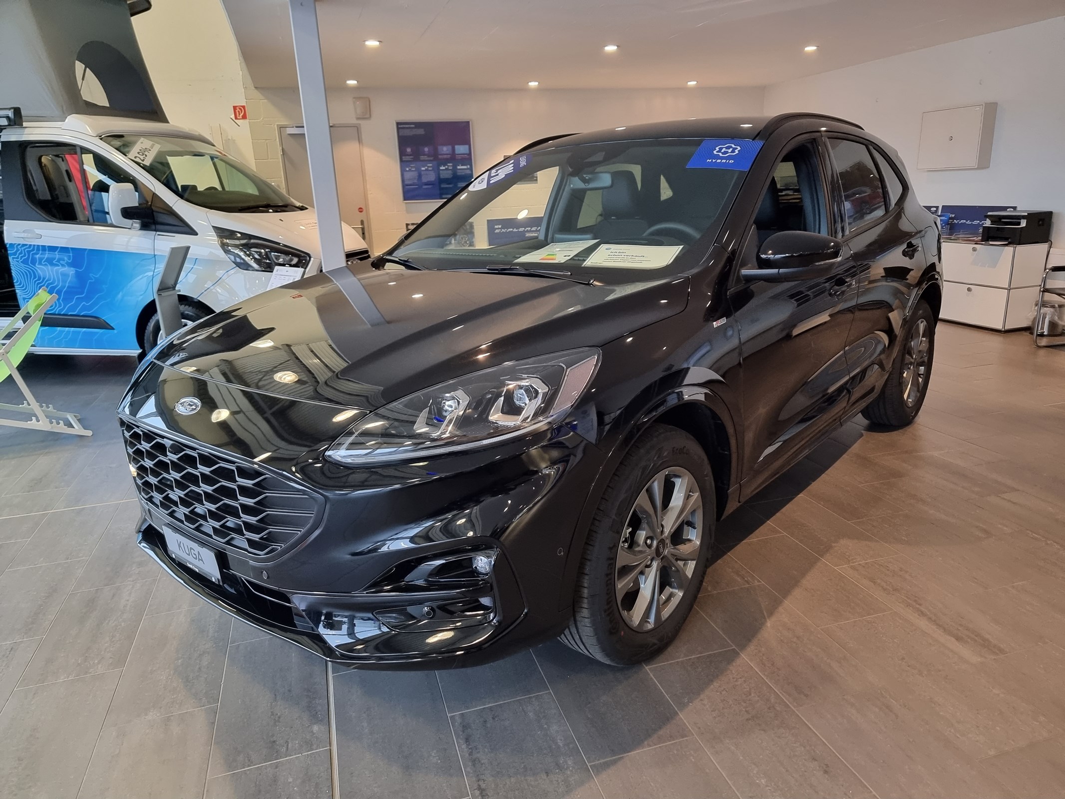 FORD Kuga 2.5 FHEV Cool & Connect 4WD