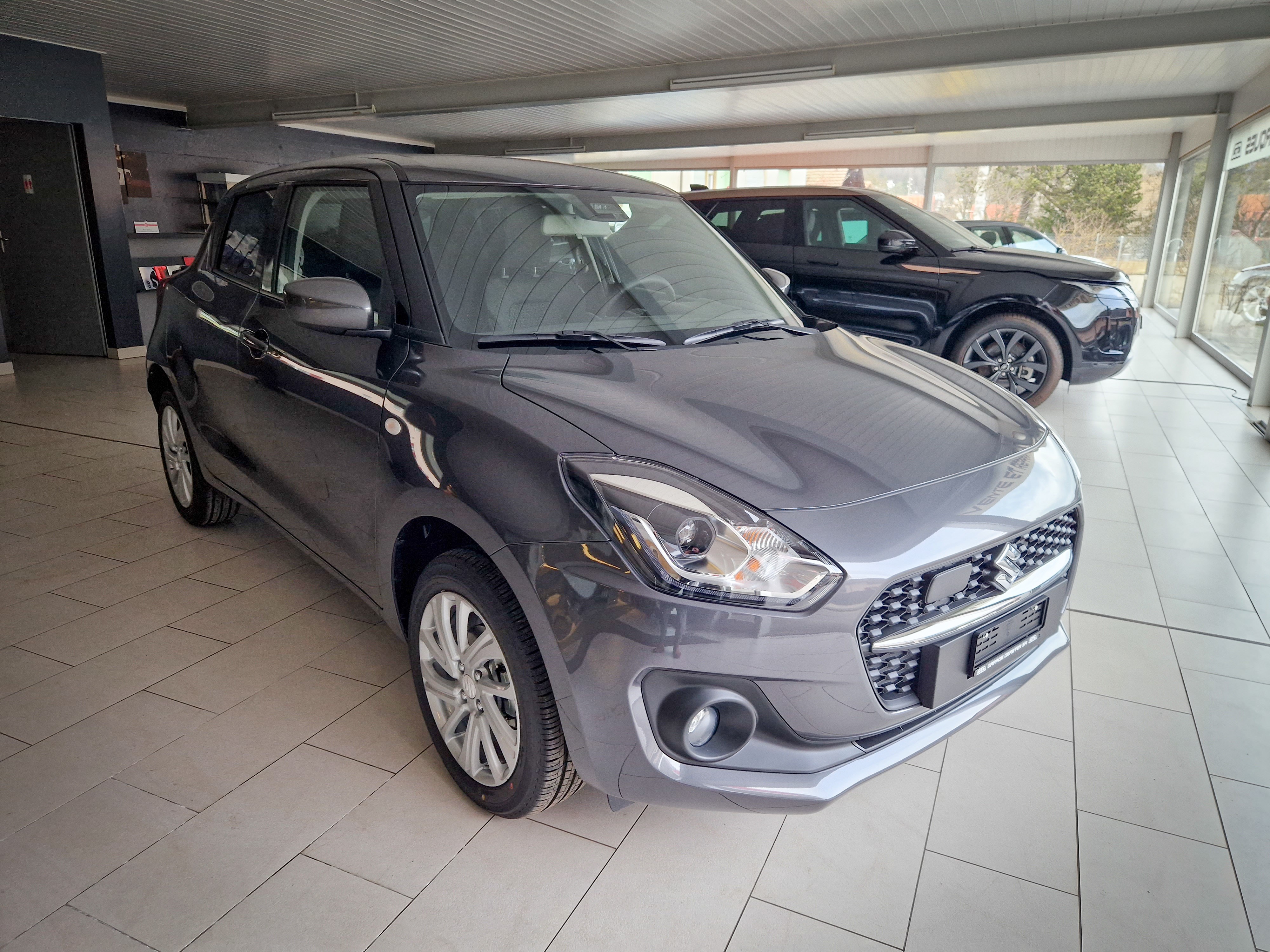 SUZUKI Swift 1.2 Privilege 4x4 Hybrid