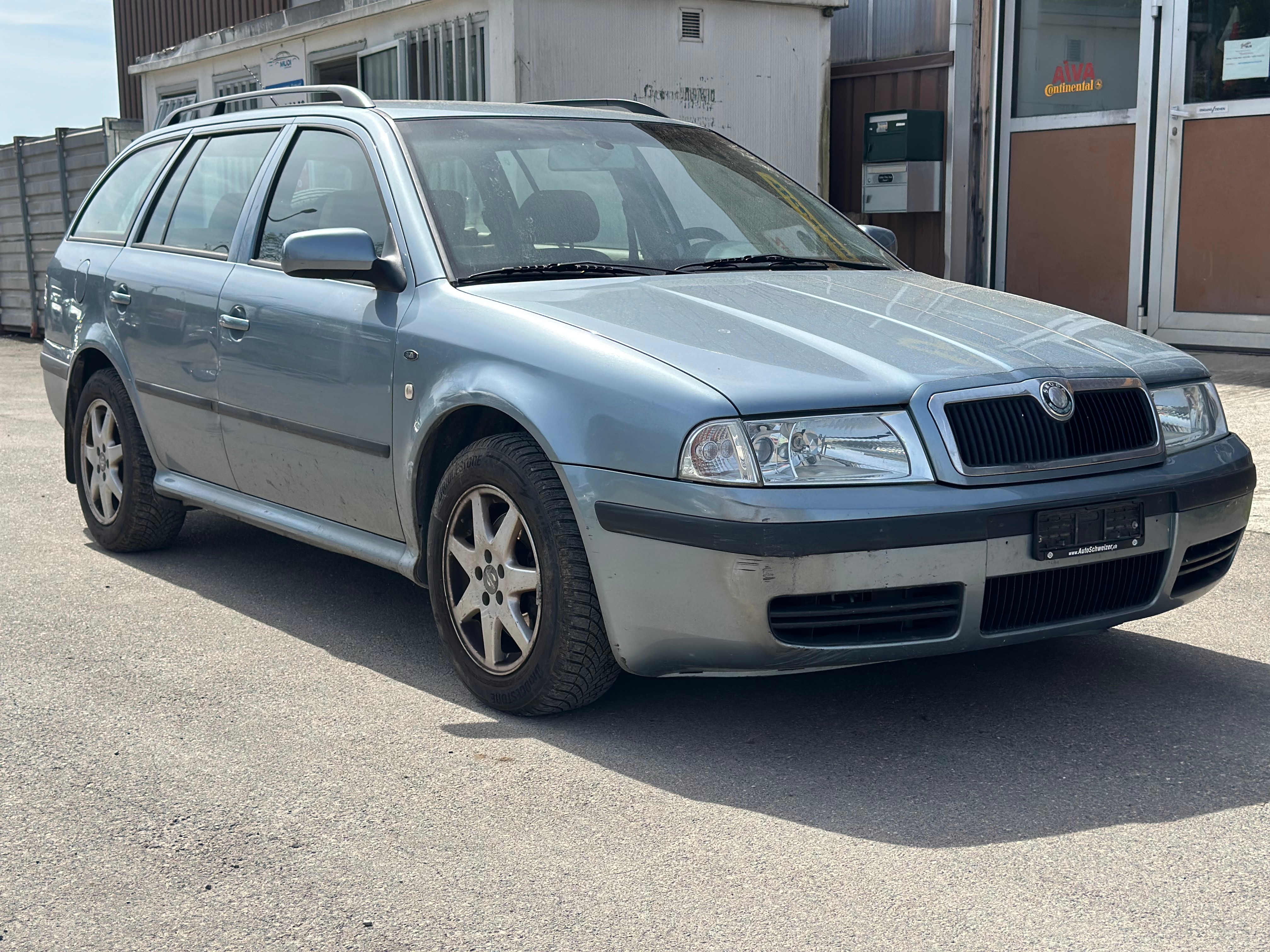 SKODA Octavia 1.8 Turbo Elegance