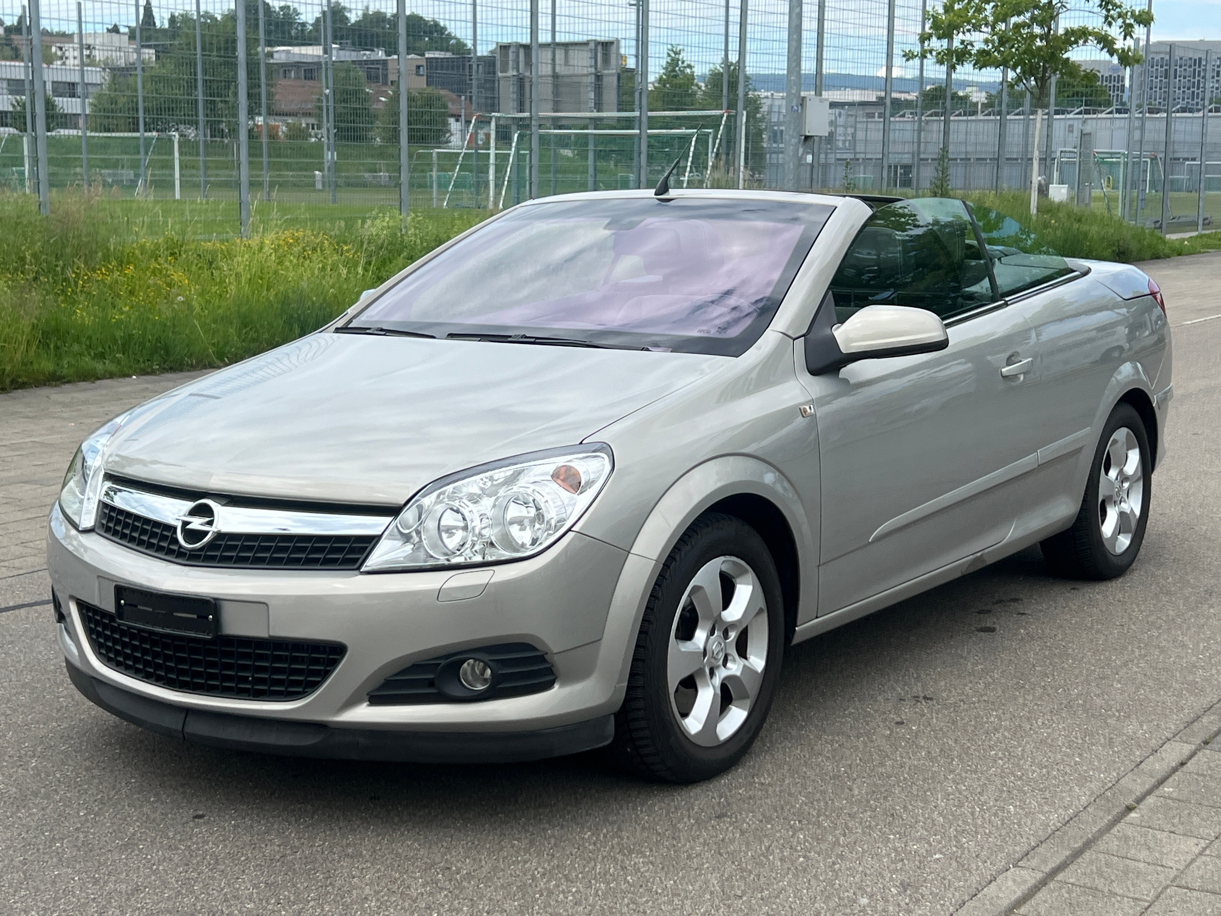 OPEL Astra TT 1.6i 16V Turbo Cosmo