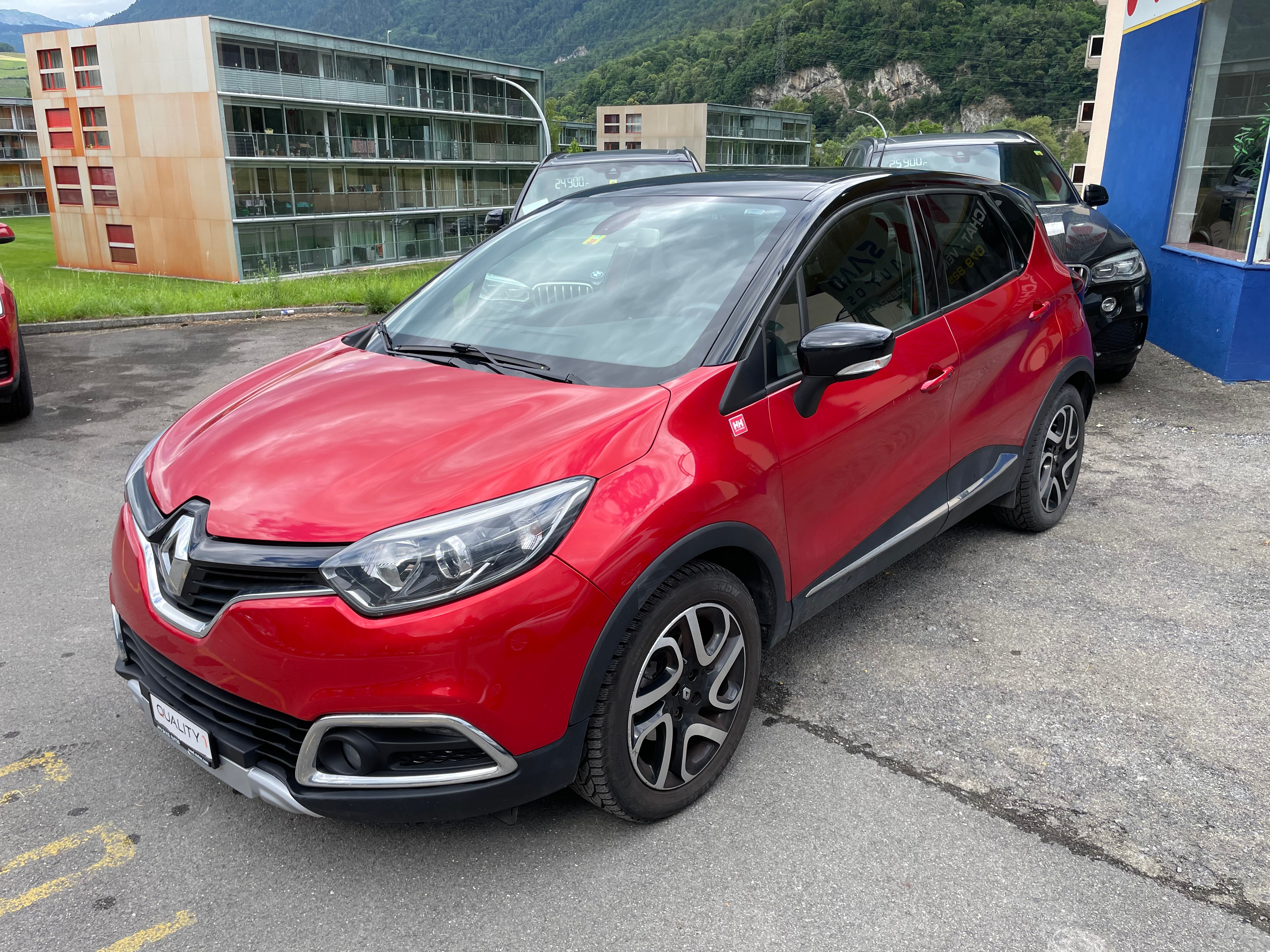 RENAULT Captur 1.2 T Helly Hansen EDC