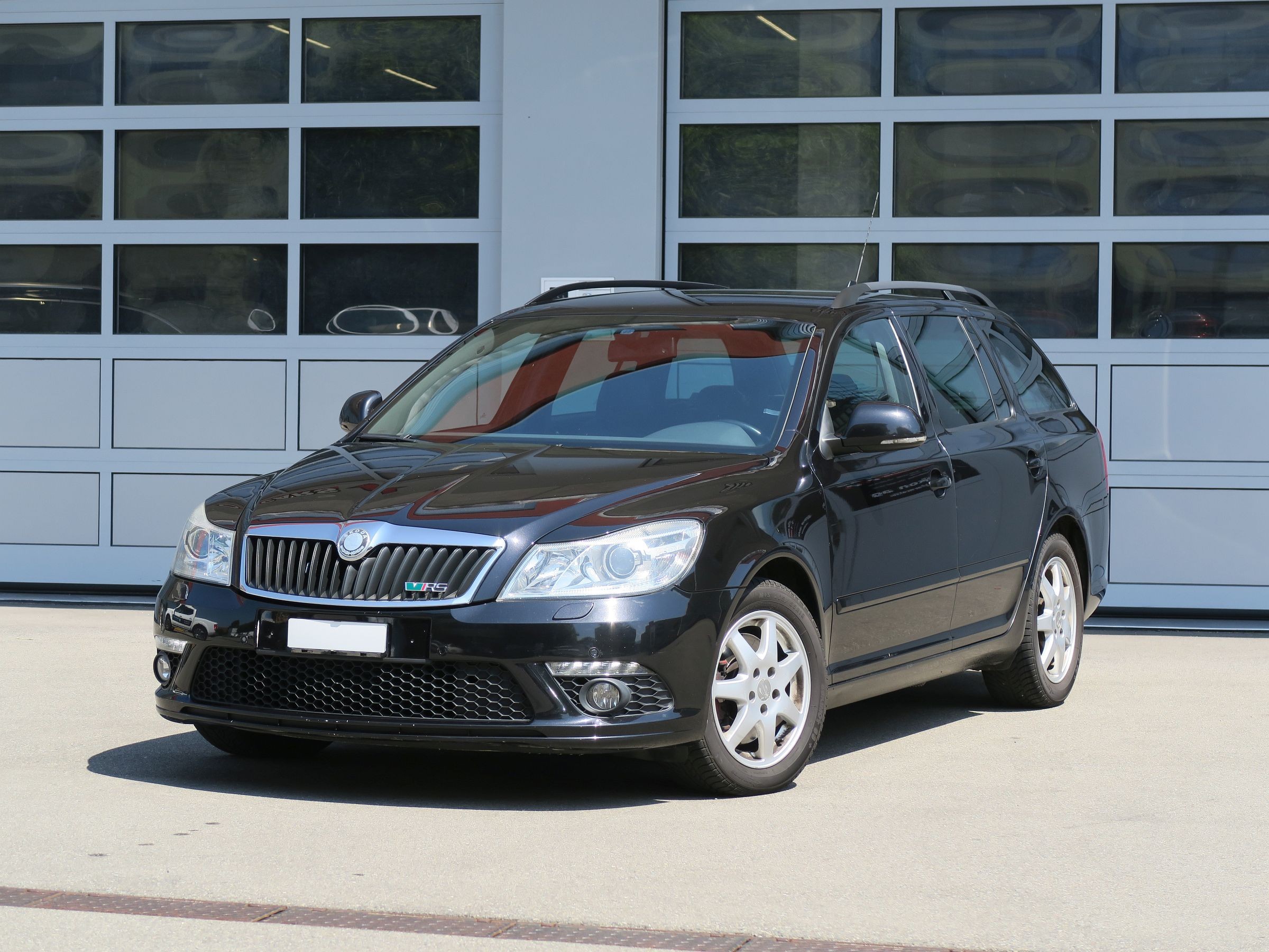 SKODA Octavia Combi 2.0 TSI RS DSG