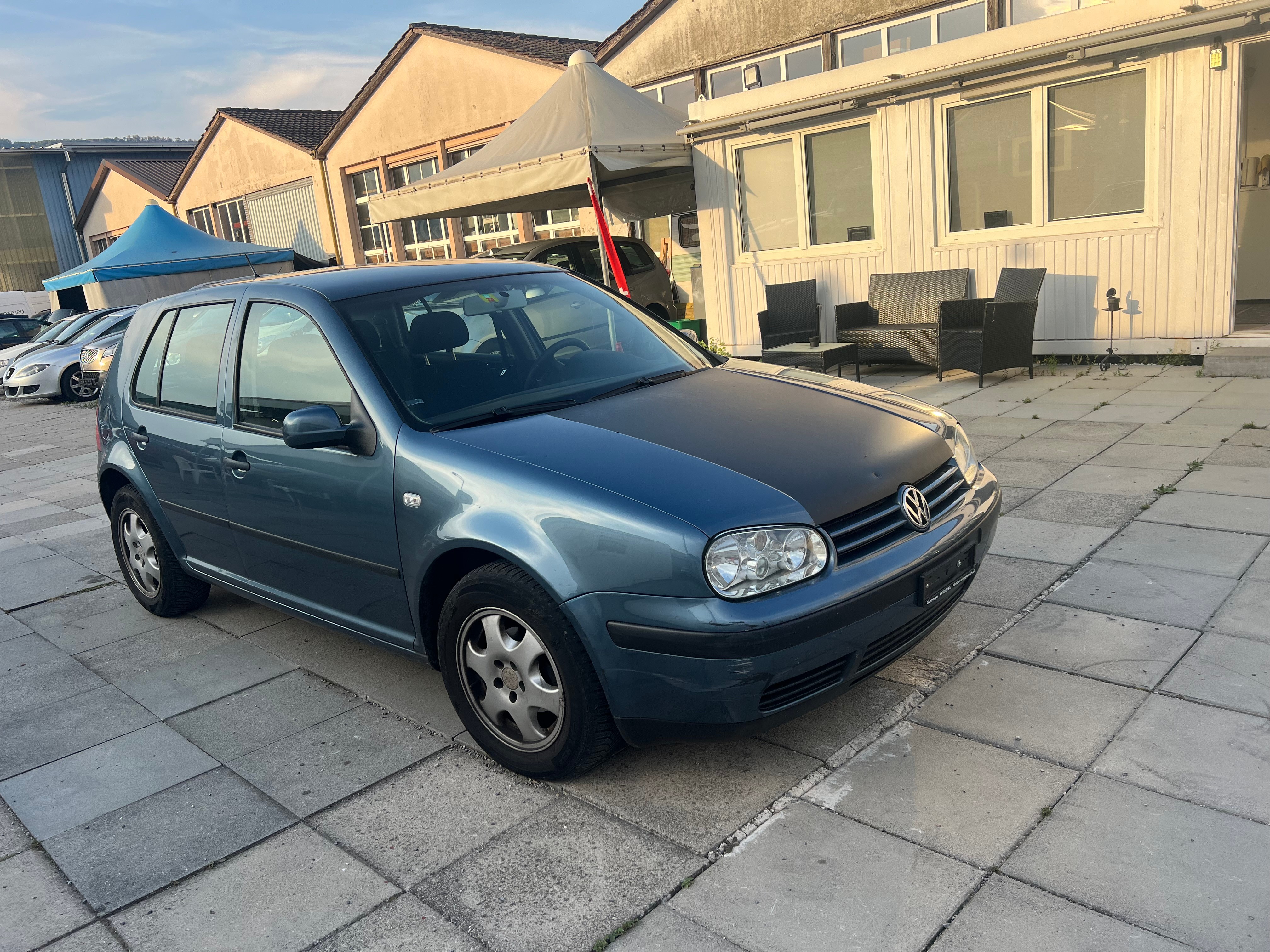 VW Golf 1.6 16V Pacific