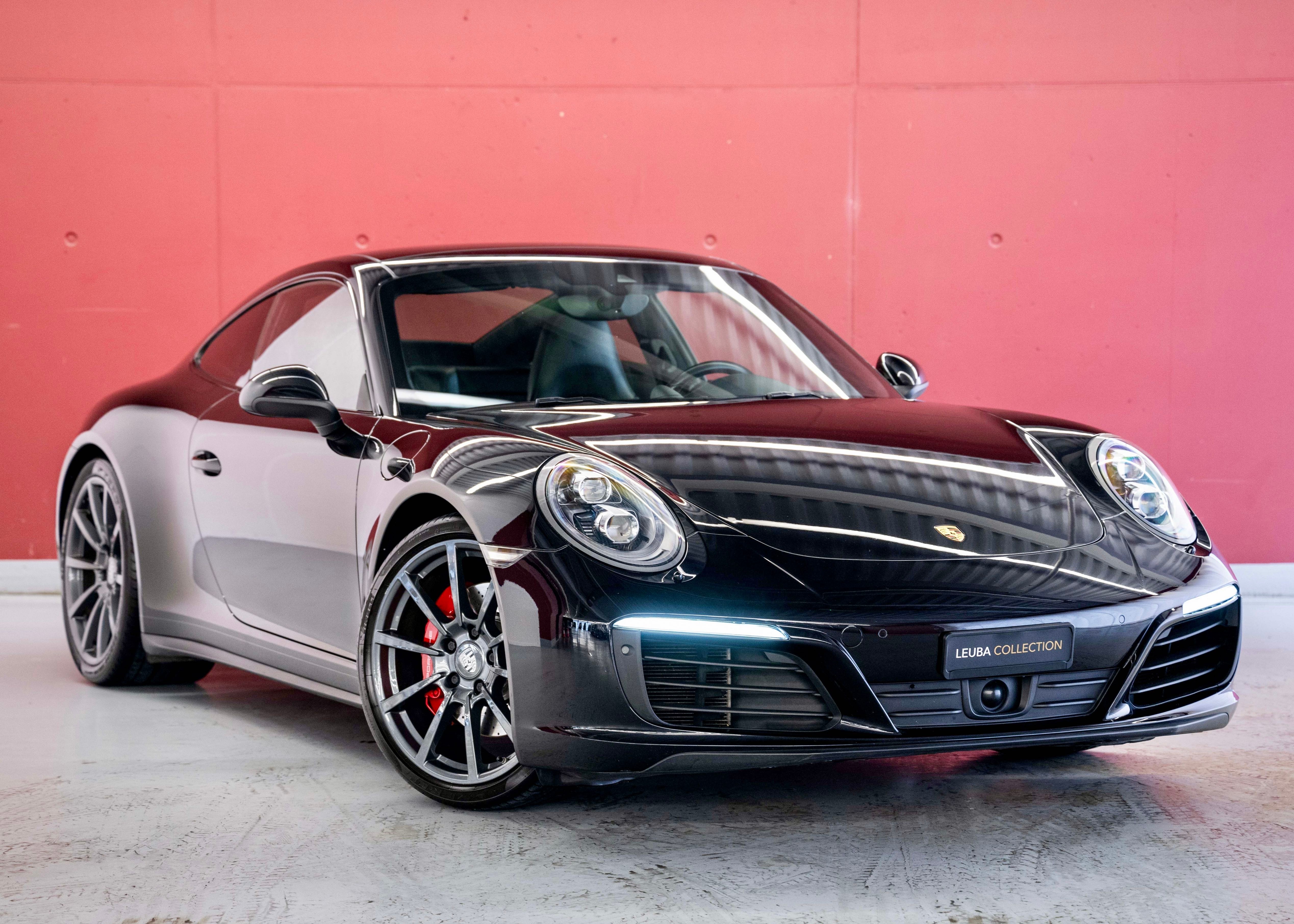 PORSCHE 911 Carrera 4S PDK