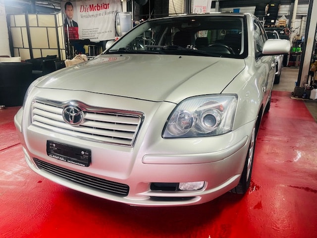 TOYOTA Avensis 1.8 VVT-i Linea Luna Liftback