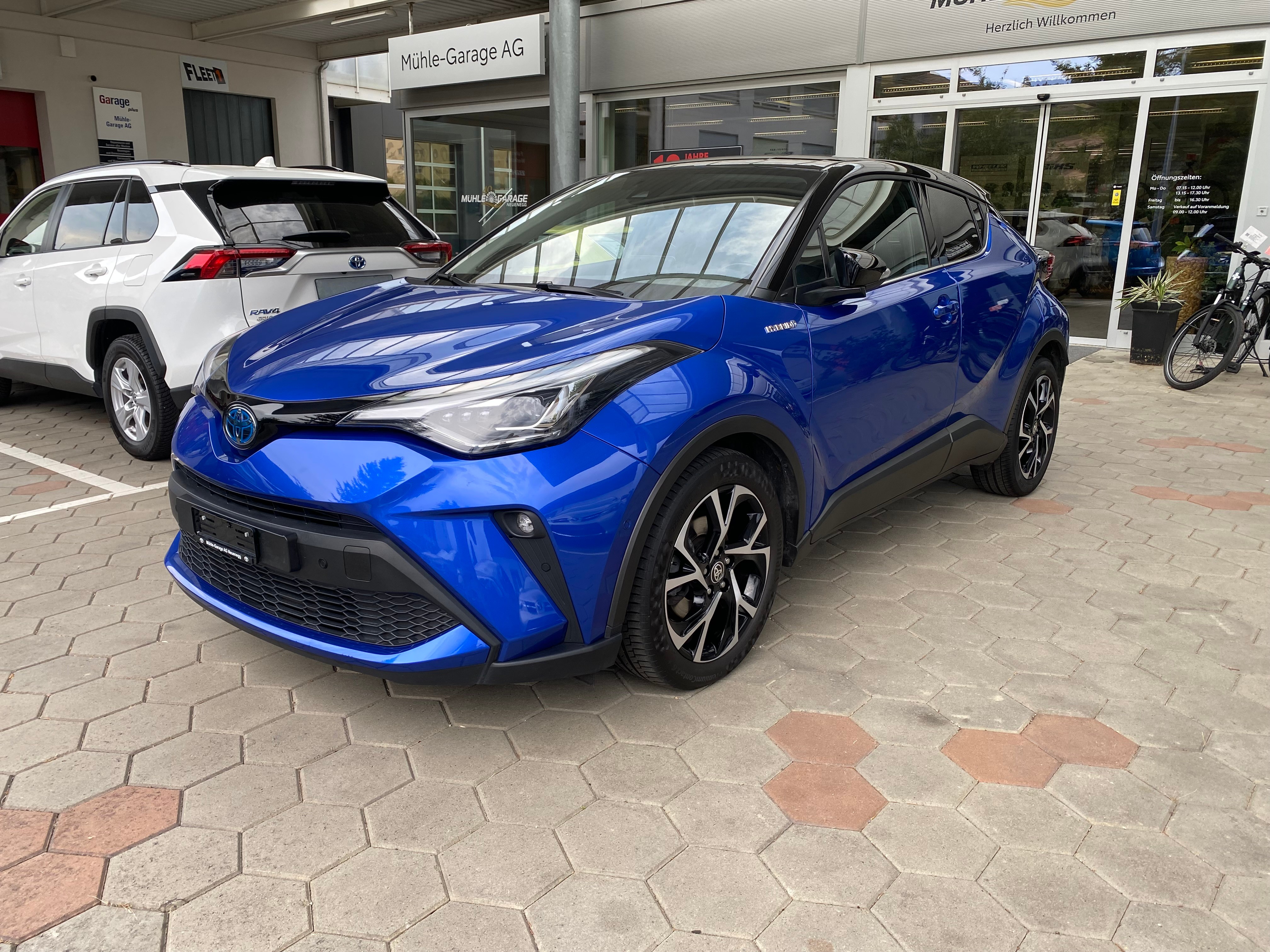 TOYOTA C-HR 2.0 HSD CVT Trend