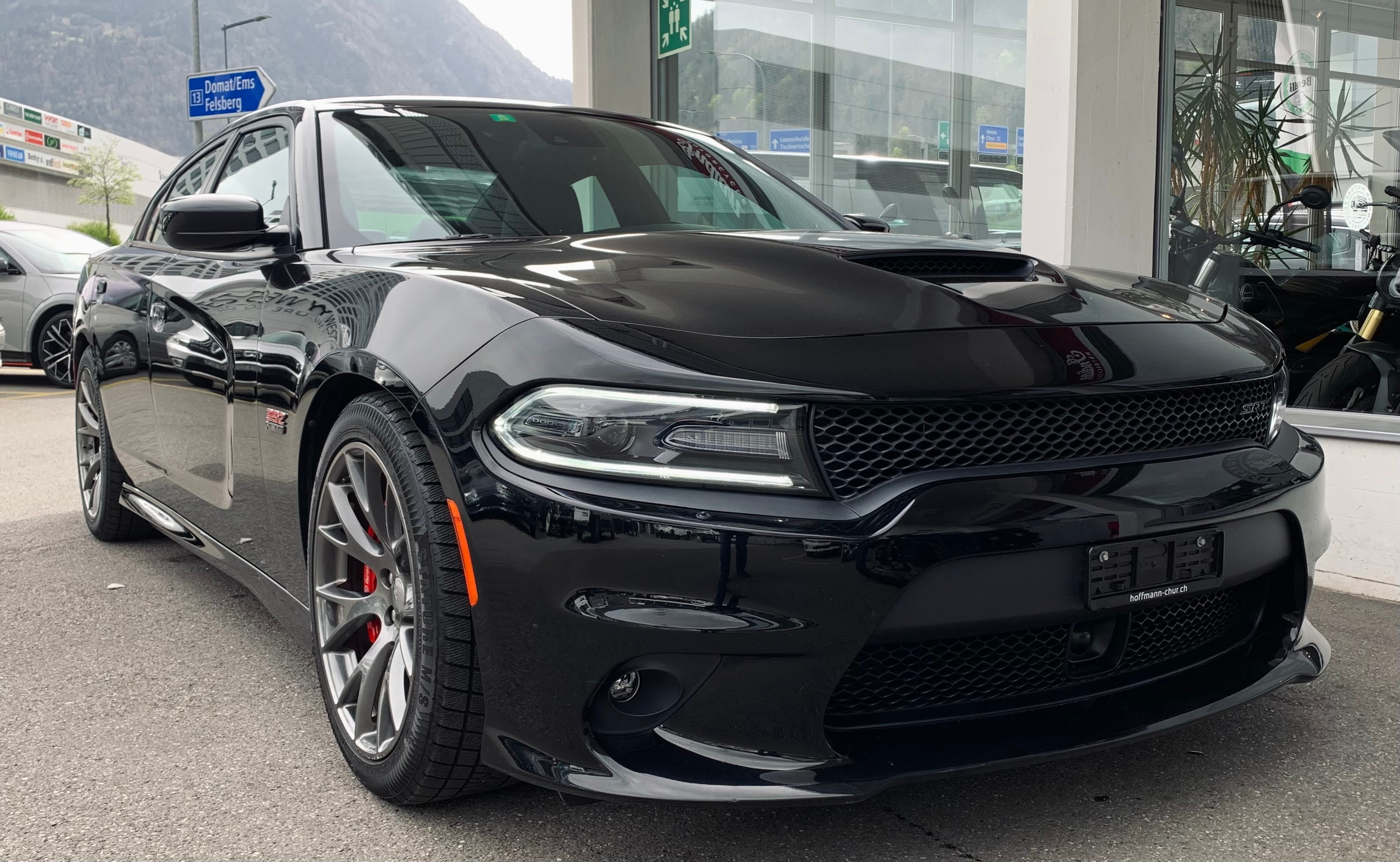 DODGE SRT 8