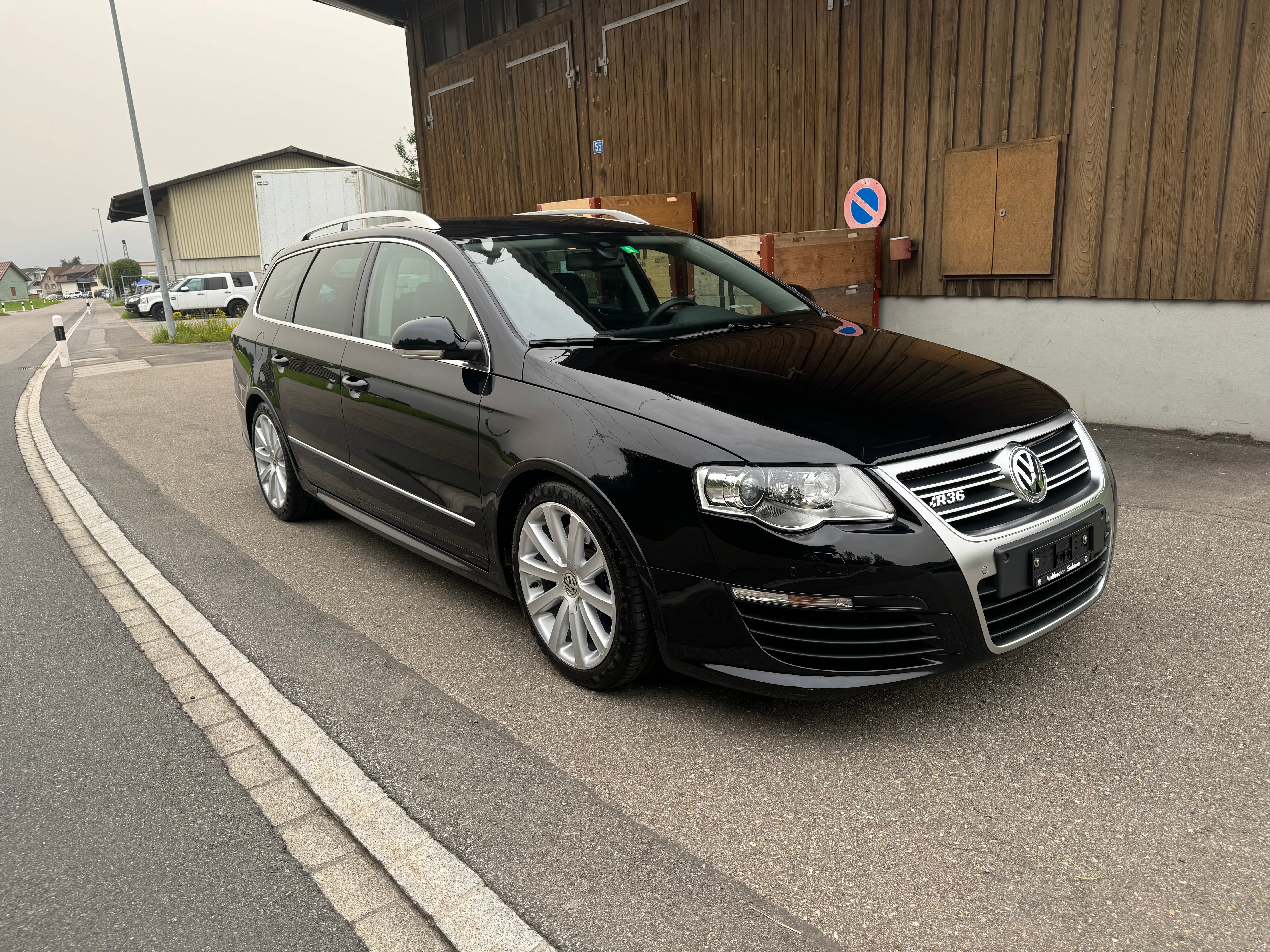 VW Passat Variant R36 4Motion