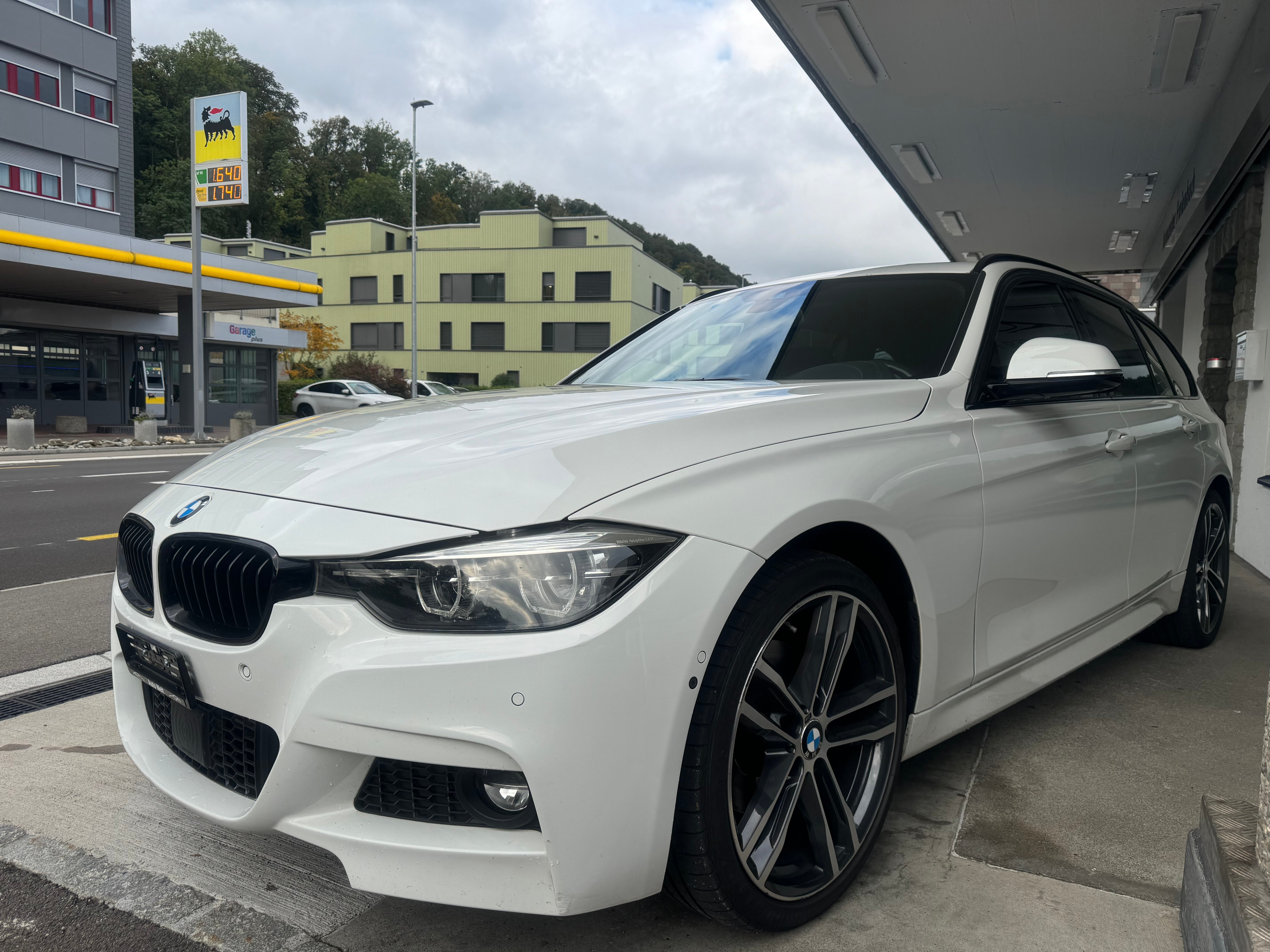 BMW 320d xDrive Touring M Sport Line Steptronic