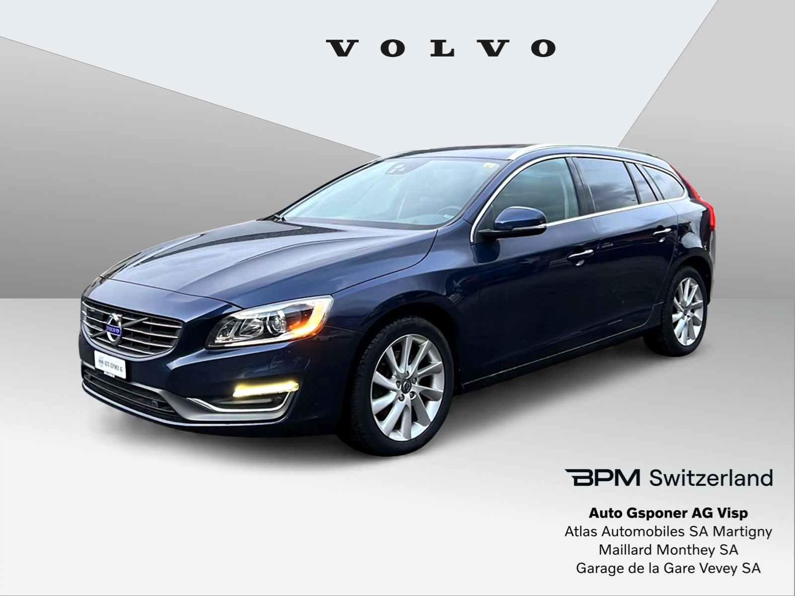 VOLVO V60 2.4 D5 Summum AWD