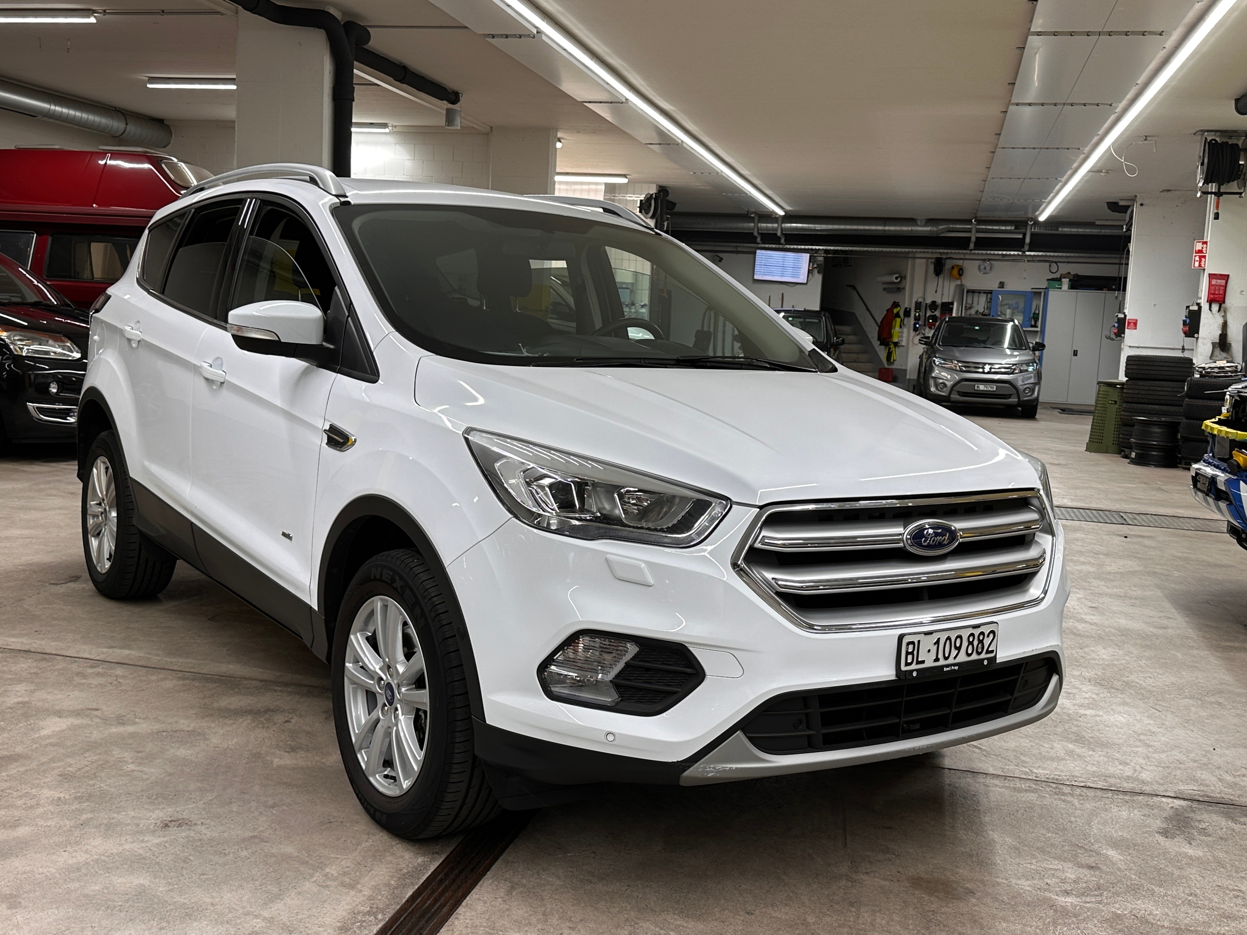 FORD Kuga 1.5 SCTi Business 4WD Automatic