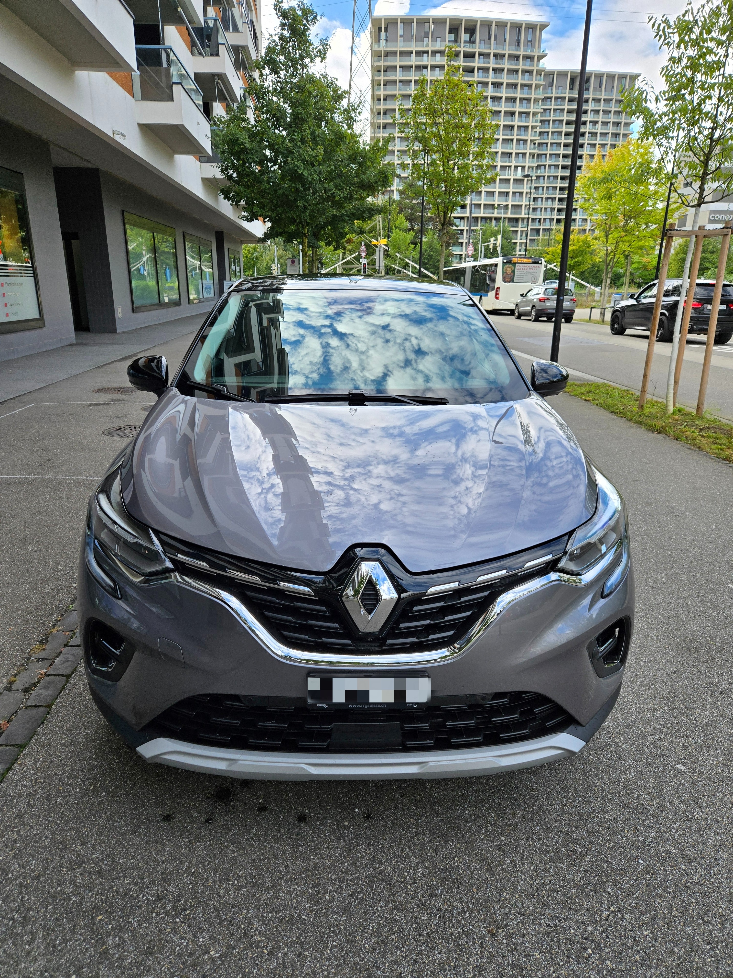 RENAULT Captur 1.3 TCe EDC Intens EDC