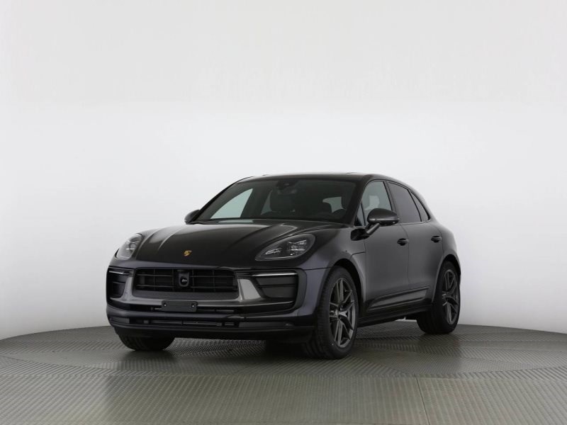 PORSCHE MACAN T