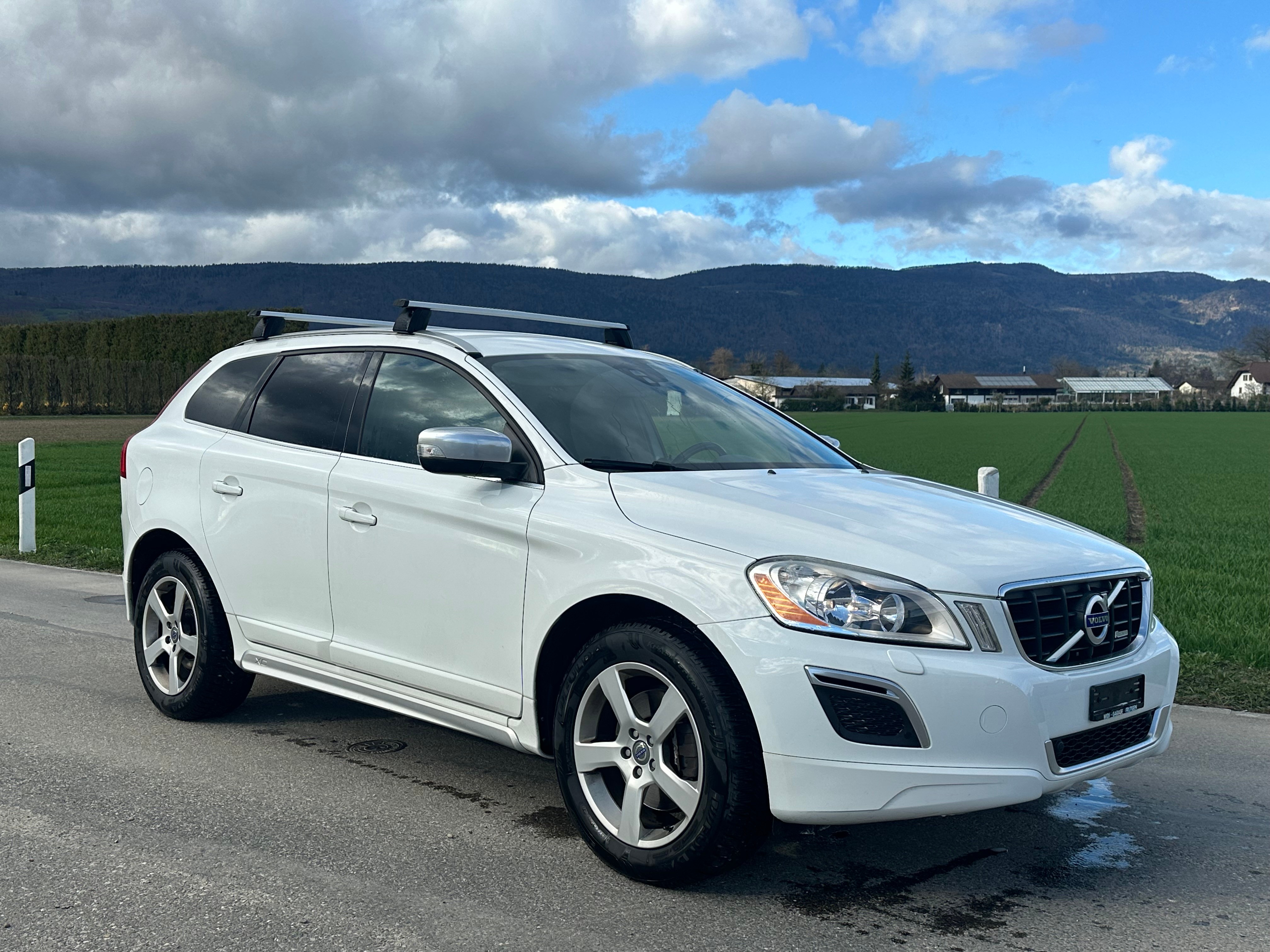 VOLVO XC60 D5 AWD R-Design Geartronic