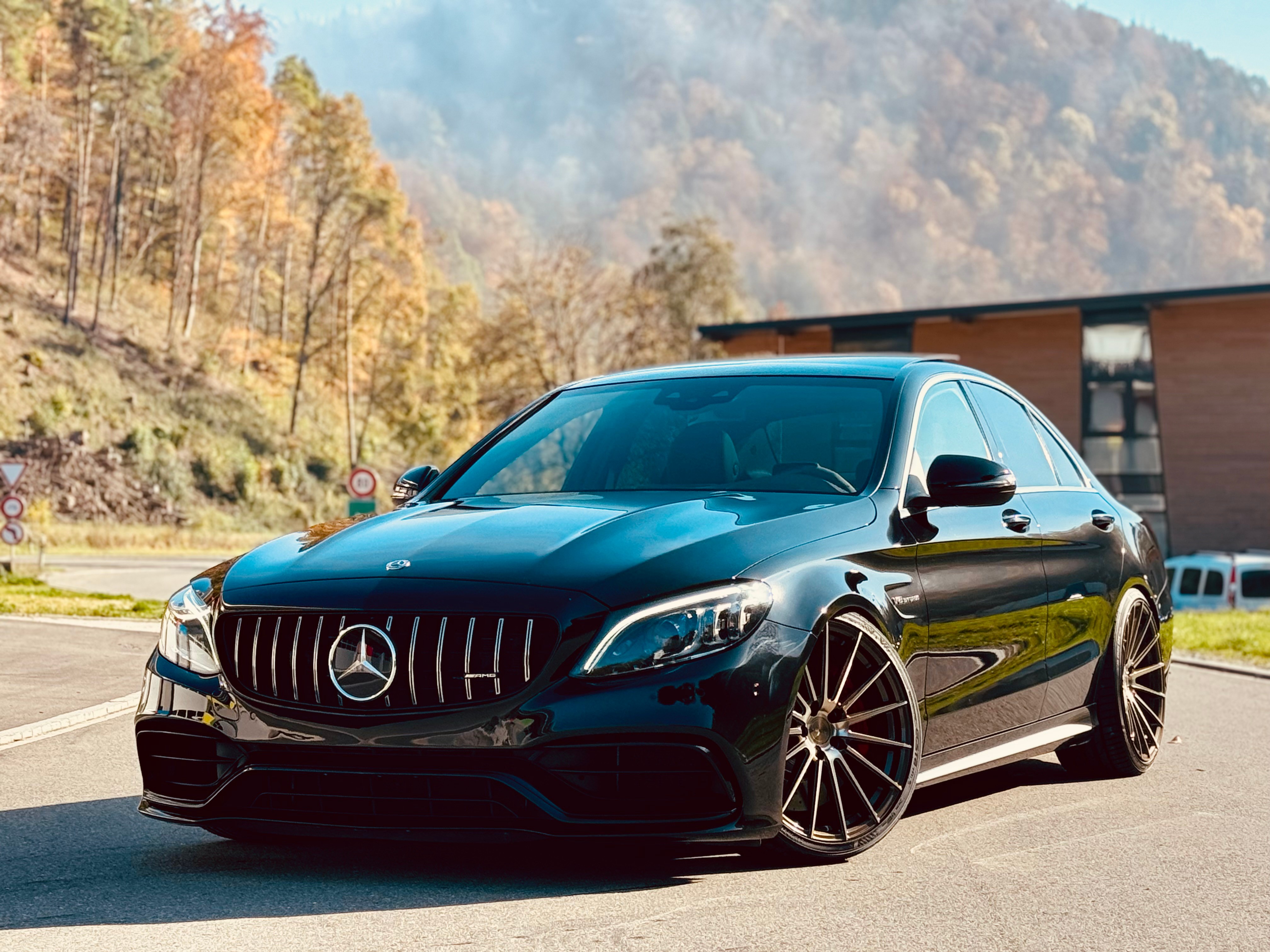 MERCEDES-BENZ C 63 S AMG Speedshift