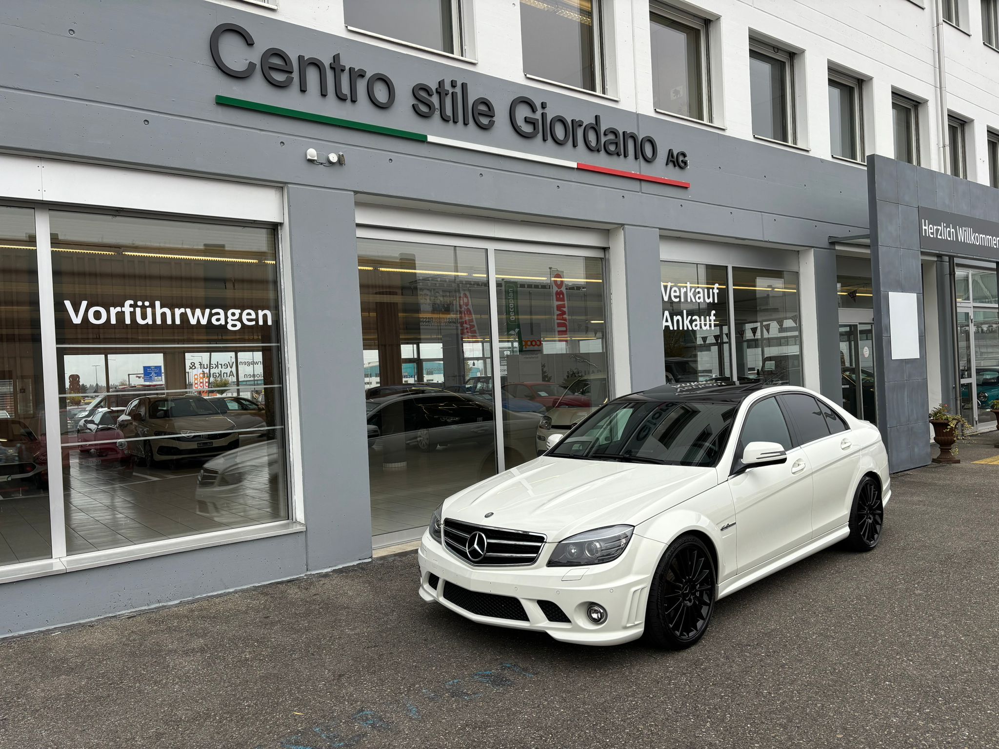 MERCEDES-BENZ C 63 AMG Avantgarde 7G-Tronic