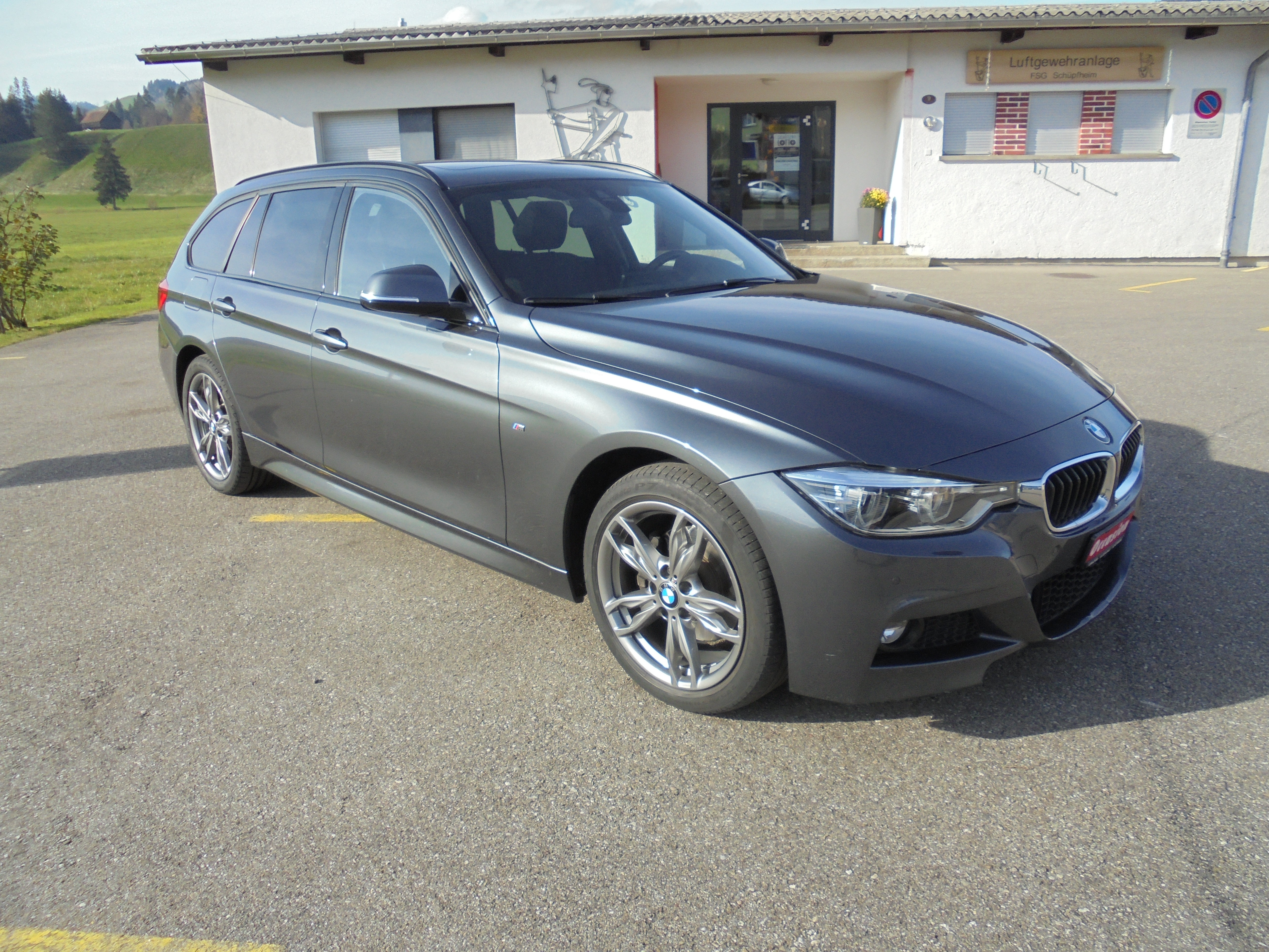 BMW 320d xDrive Touring M Sport Line Steptronic