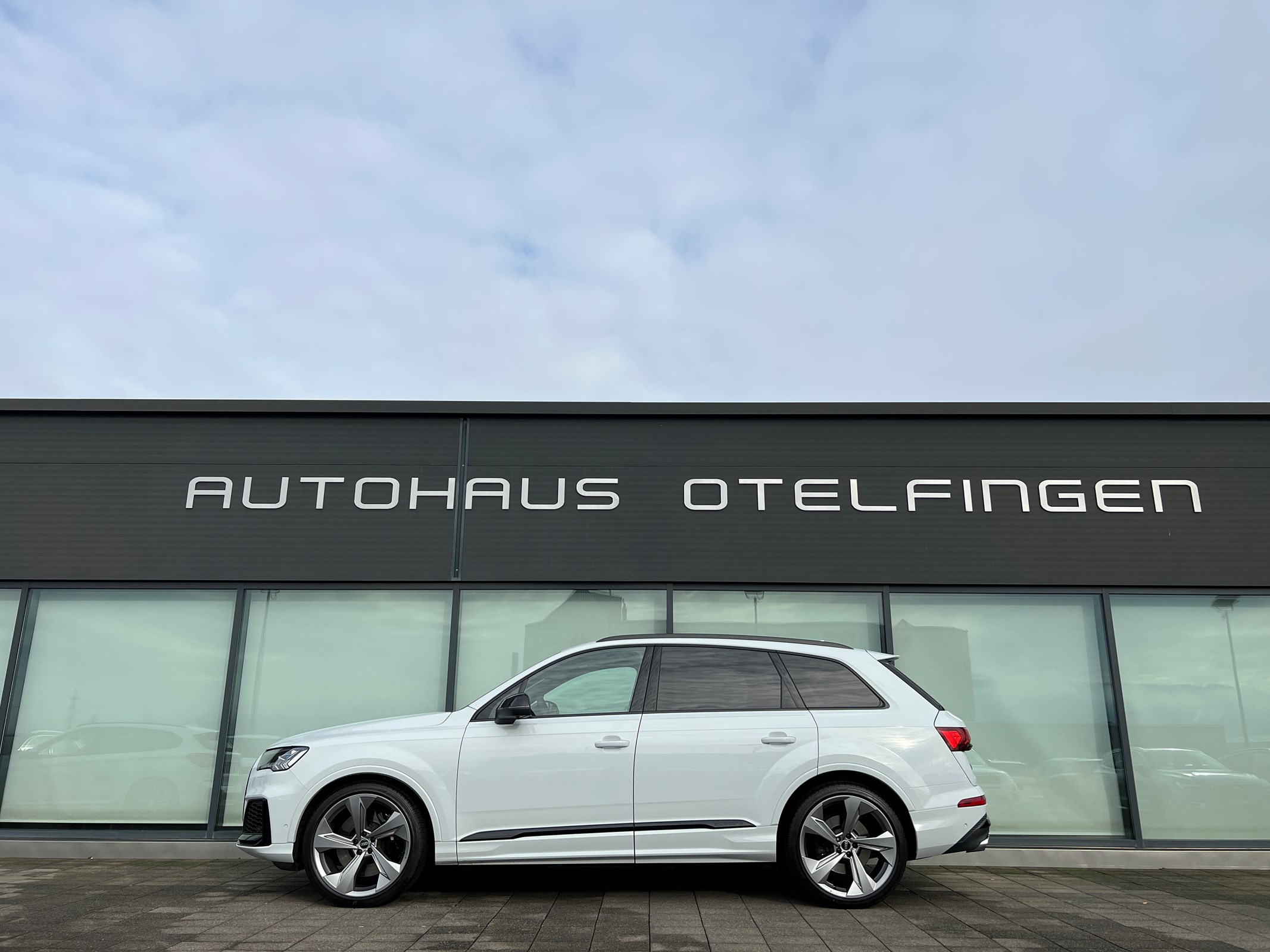 AUDI SQ7 TFSI quattro tiptronic