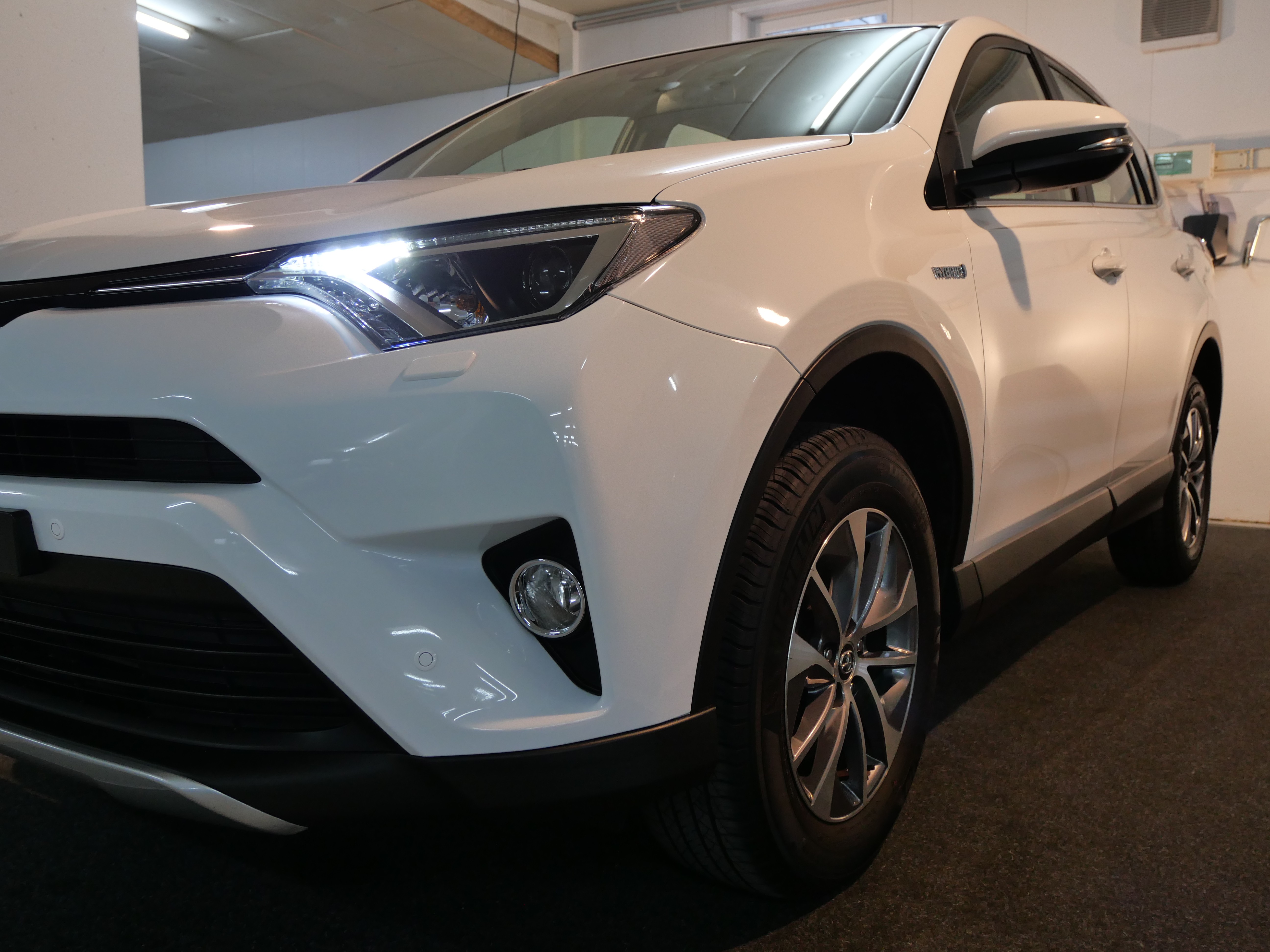 TOYOTA RAV-4 2.5 HSD Comfort e-CVT