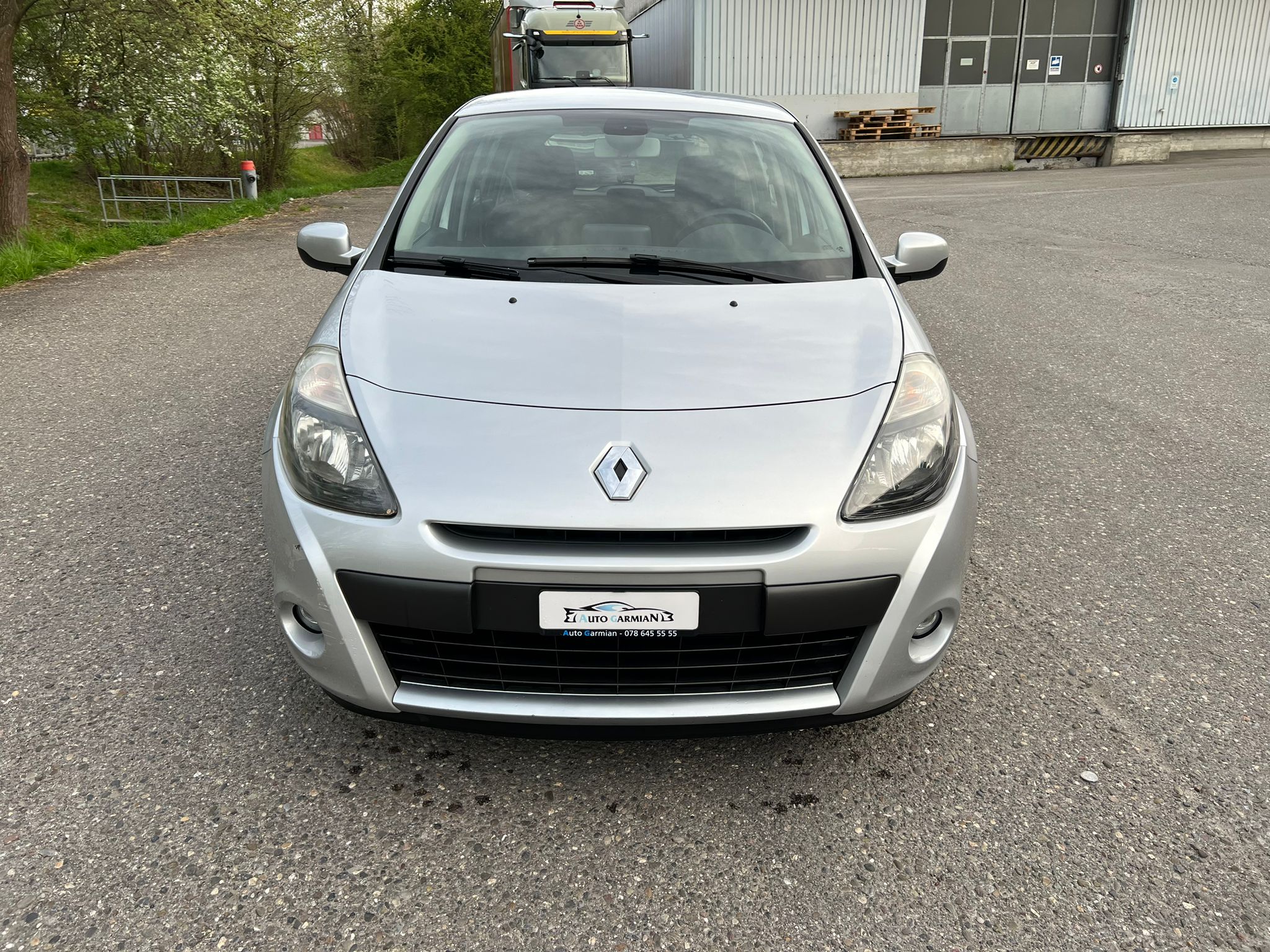 RENAULT Clio 1.6 16V Dynamique Automatic