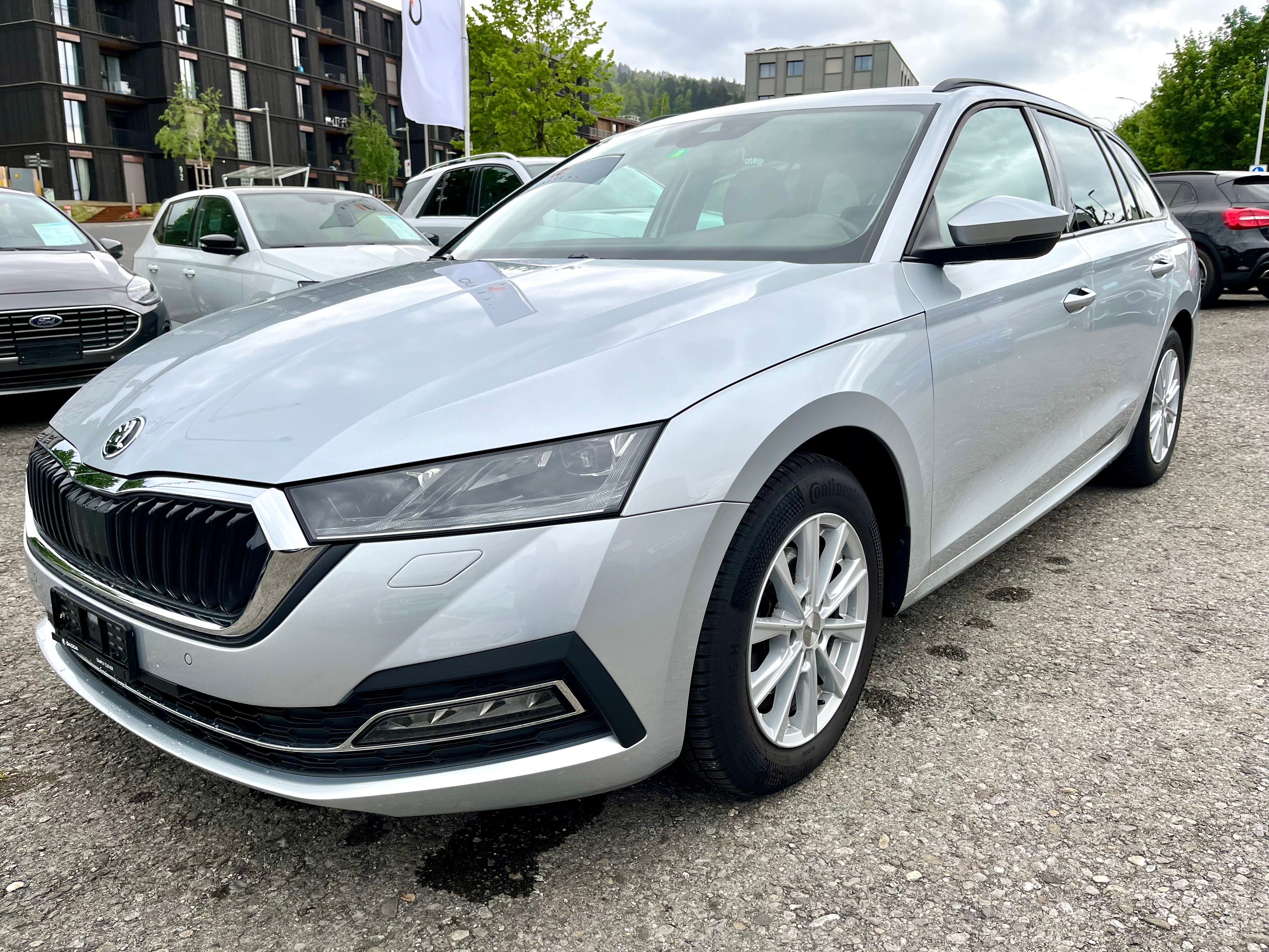 SKODA Octavia Combi 2.0 TDI DSG Style