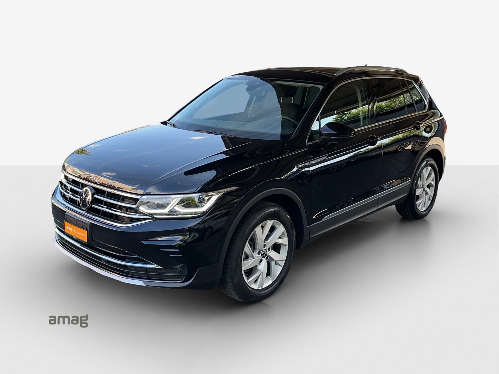 VW Tiguan 2.0TSI Elegance 4Motion DSG