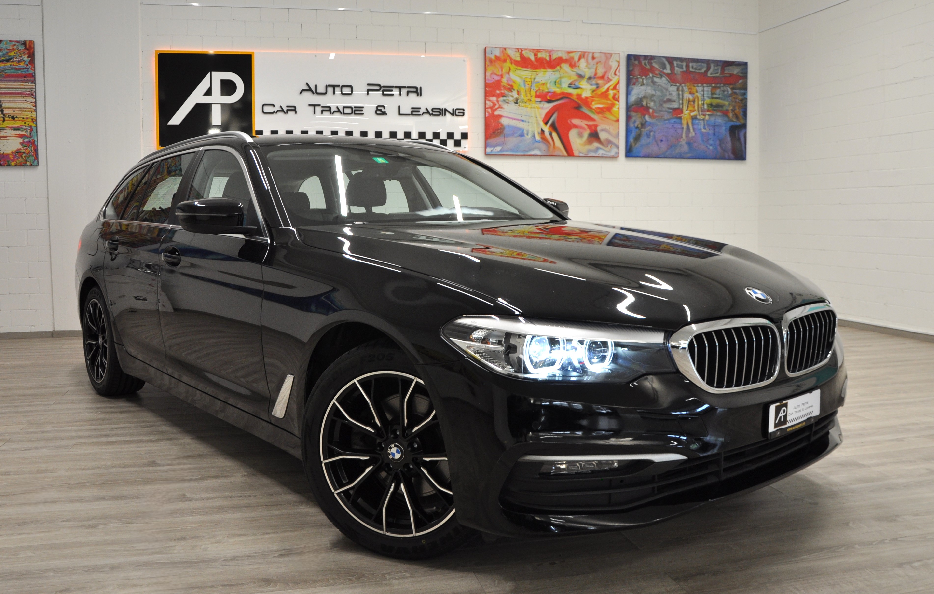 BMW 520d xDrive Touring Luxury Line Steptronic