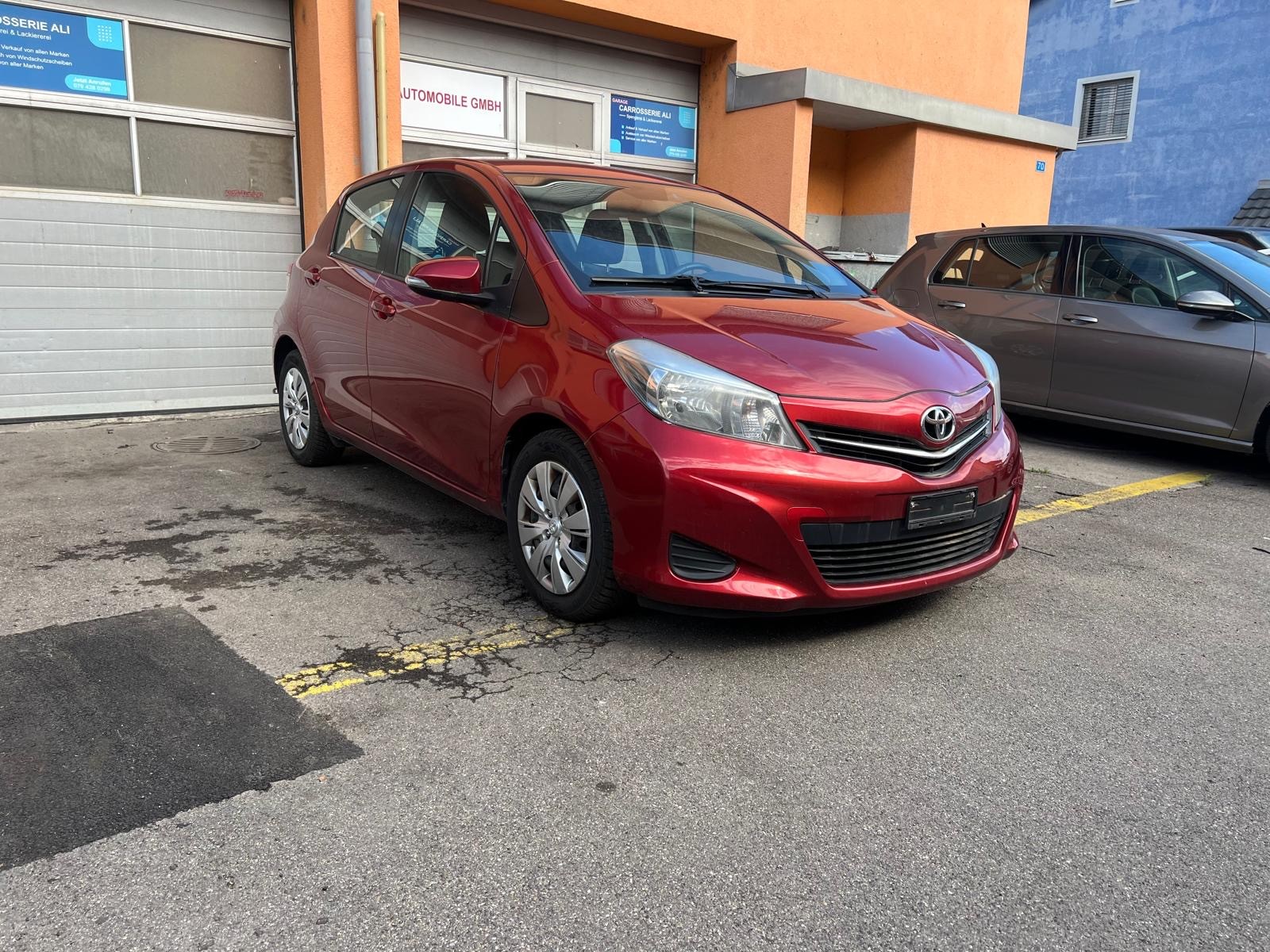 TOYOTA Yaris 1.33 Luna