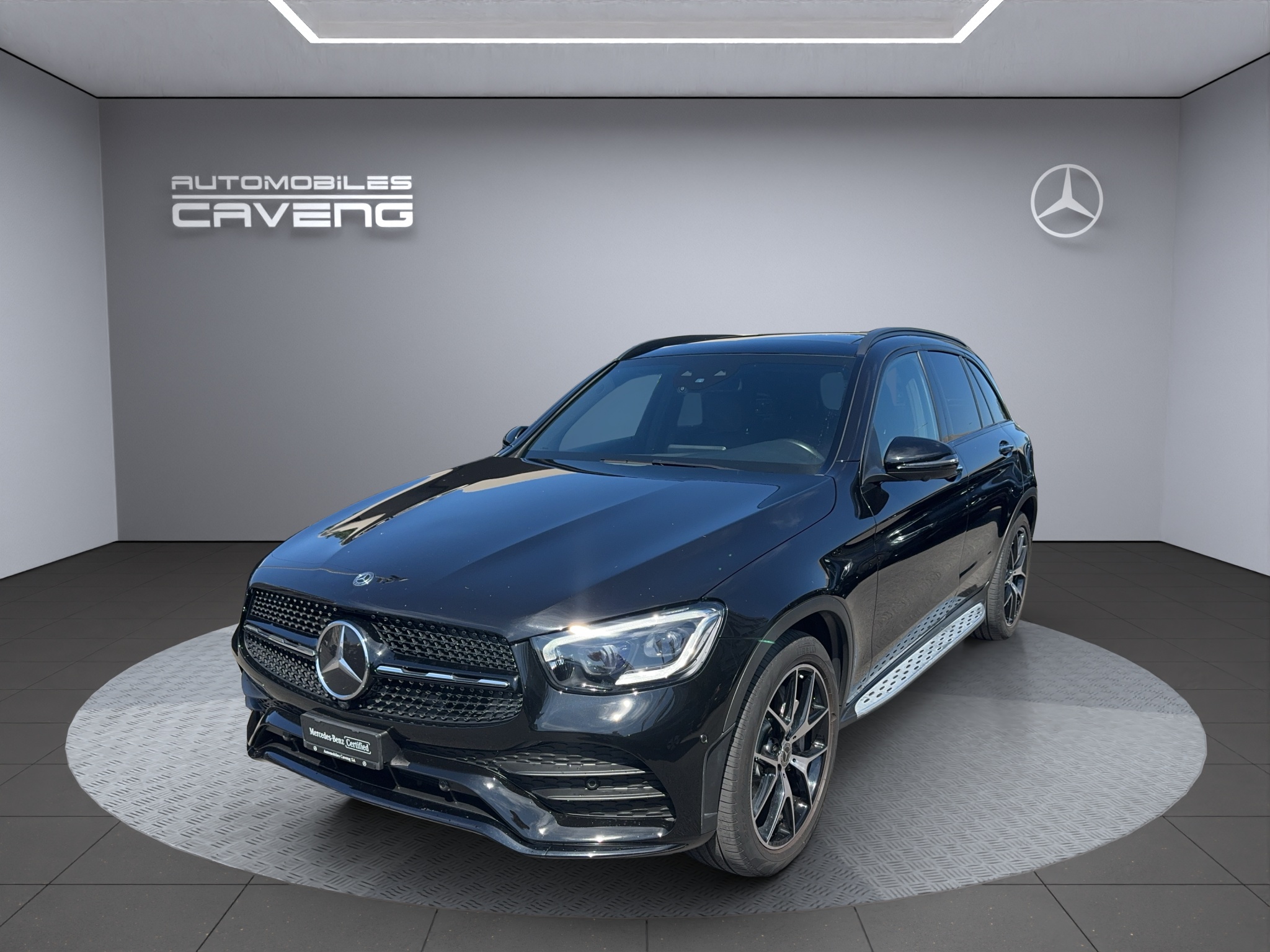 MERCEDES-BENZ GLC 300 AMG Line 4Matic 9G-Tronic