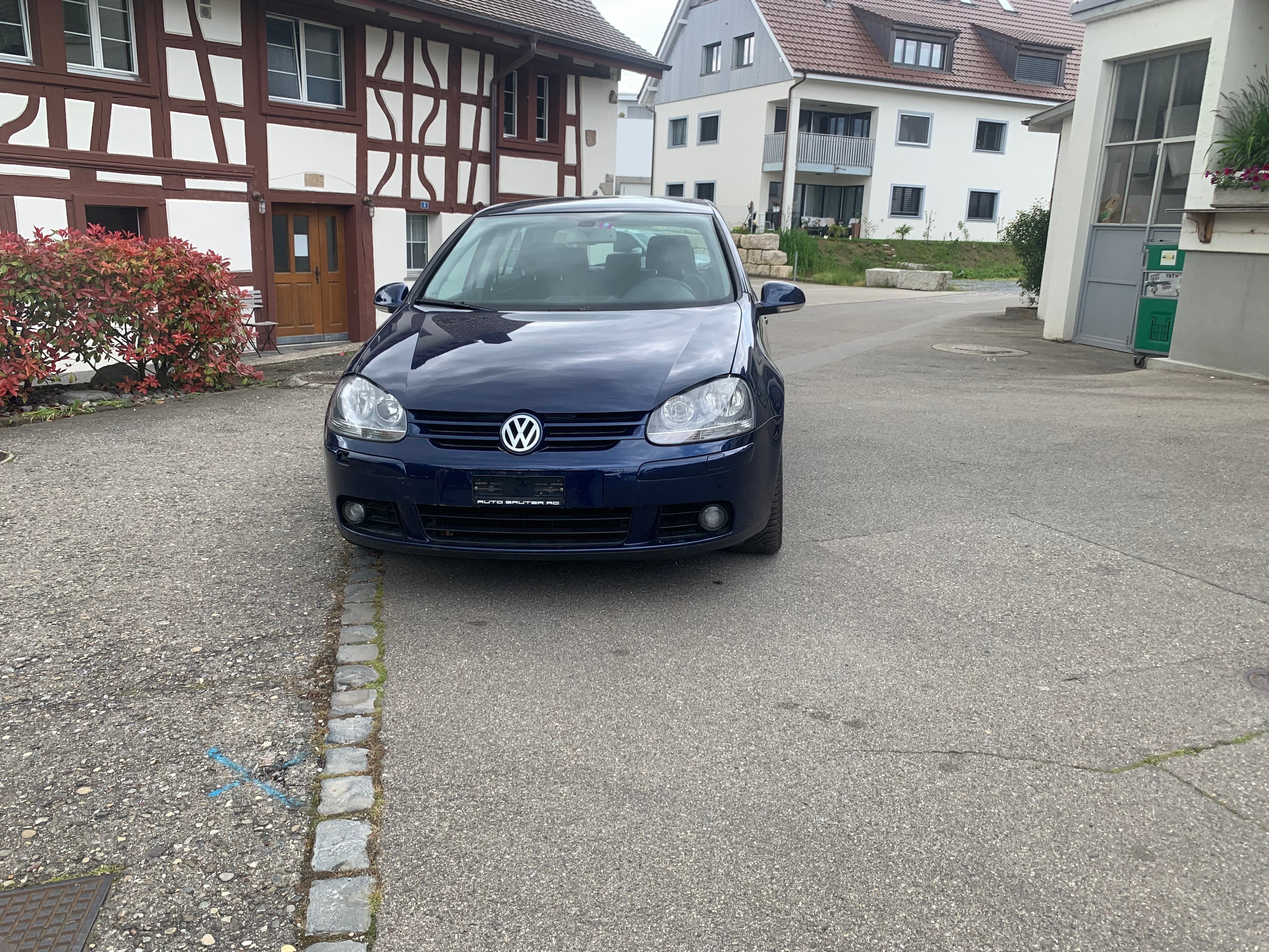 VW Golf 2.0 FSI Comfortline