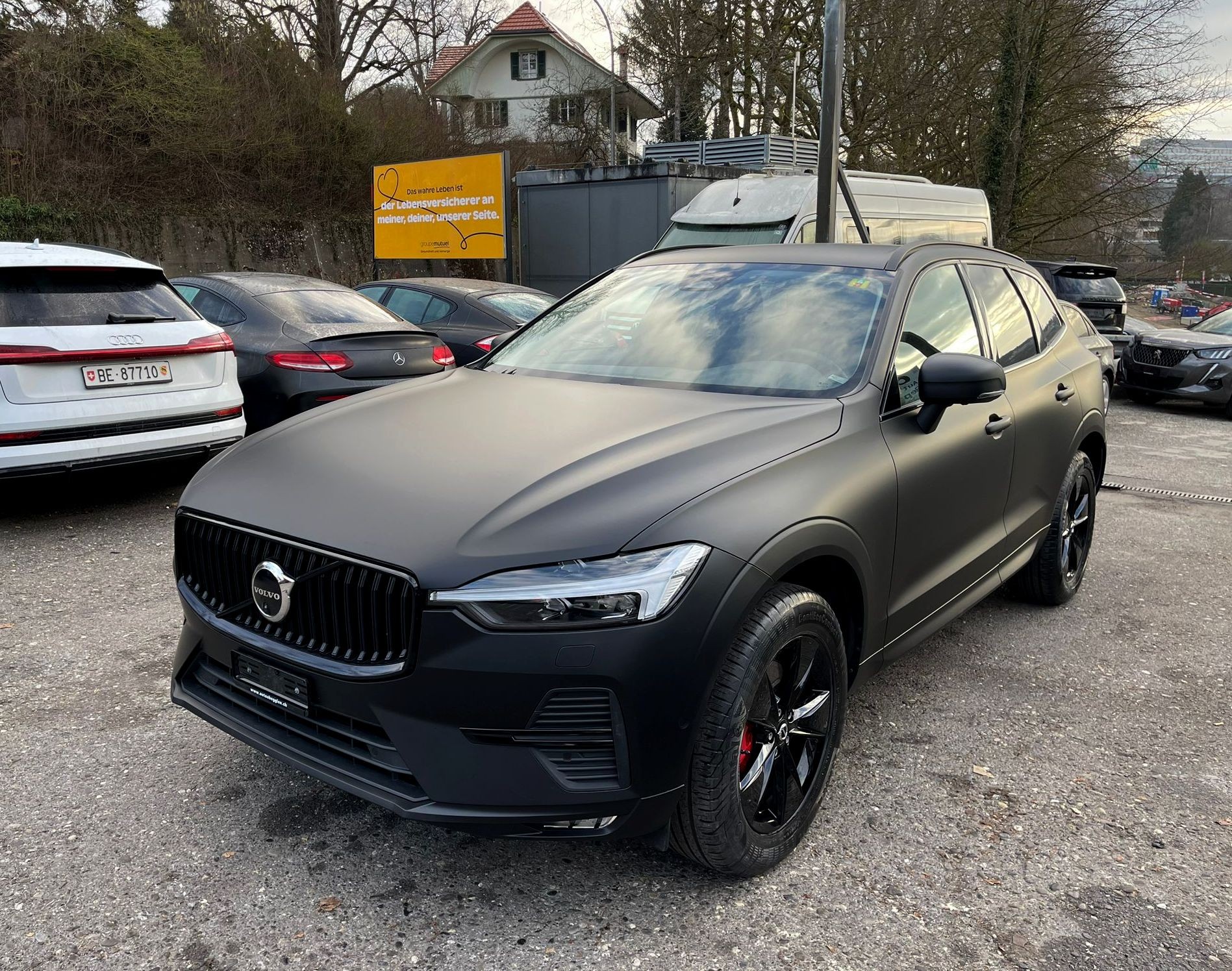 VOLVO XC60 B4 Diesel Mild Hybrid AWD Momentum Geartronic