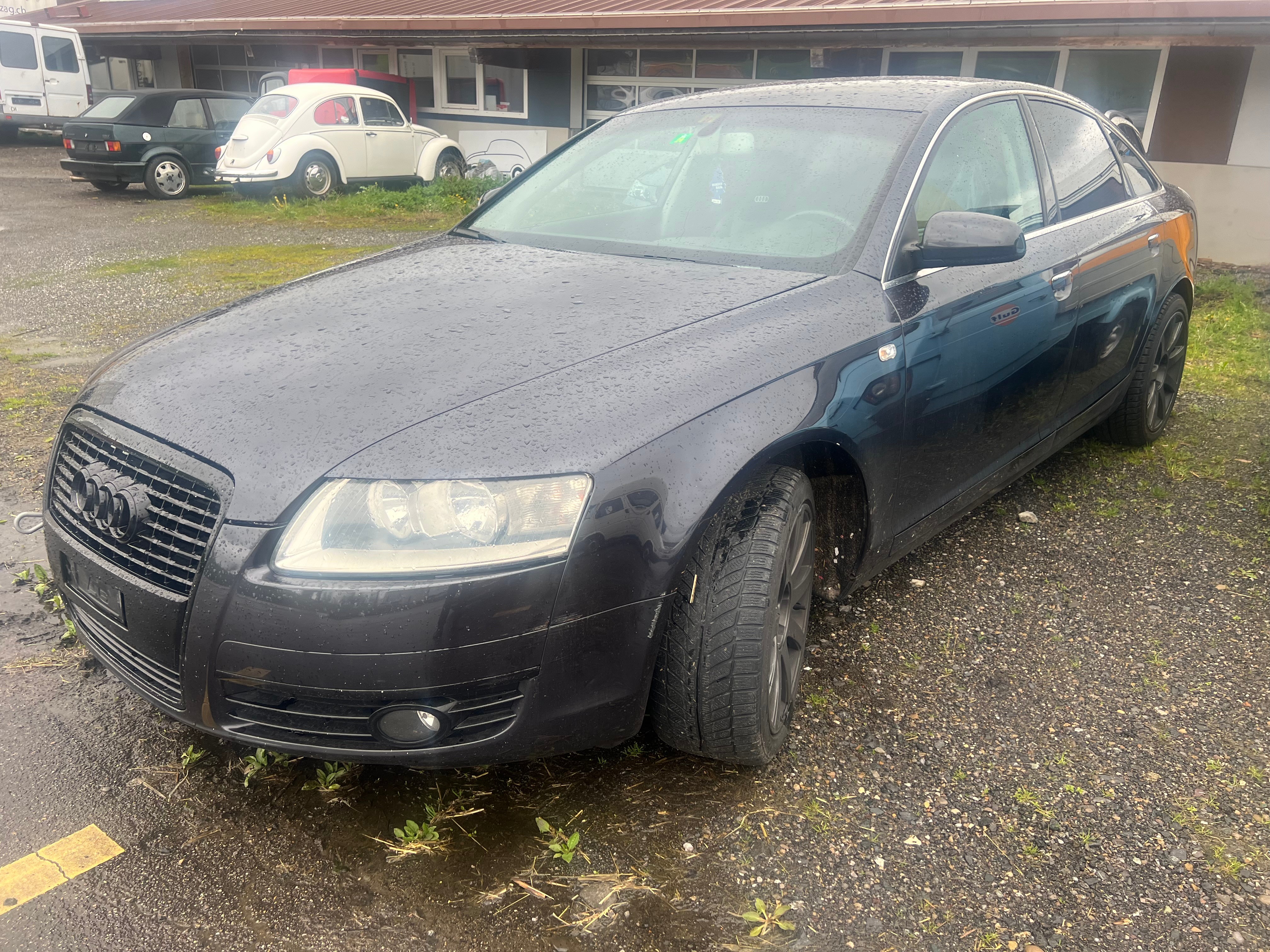 AUDI A6 2.4 V6