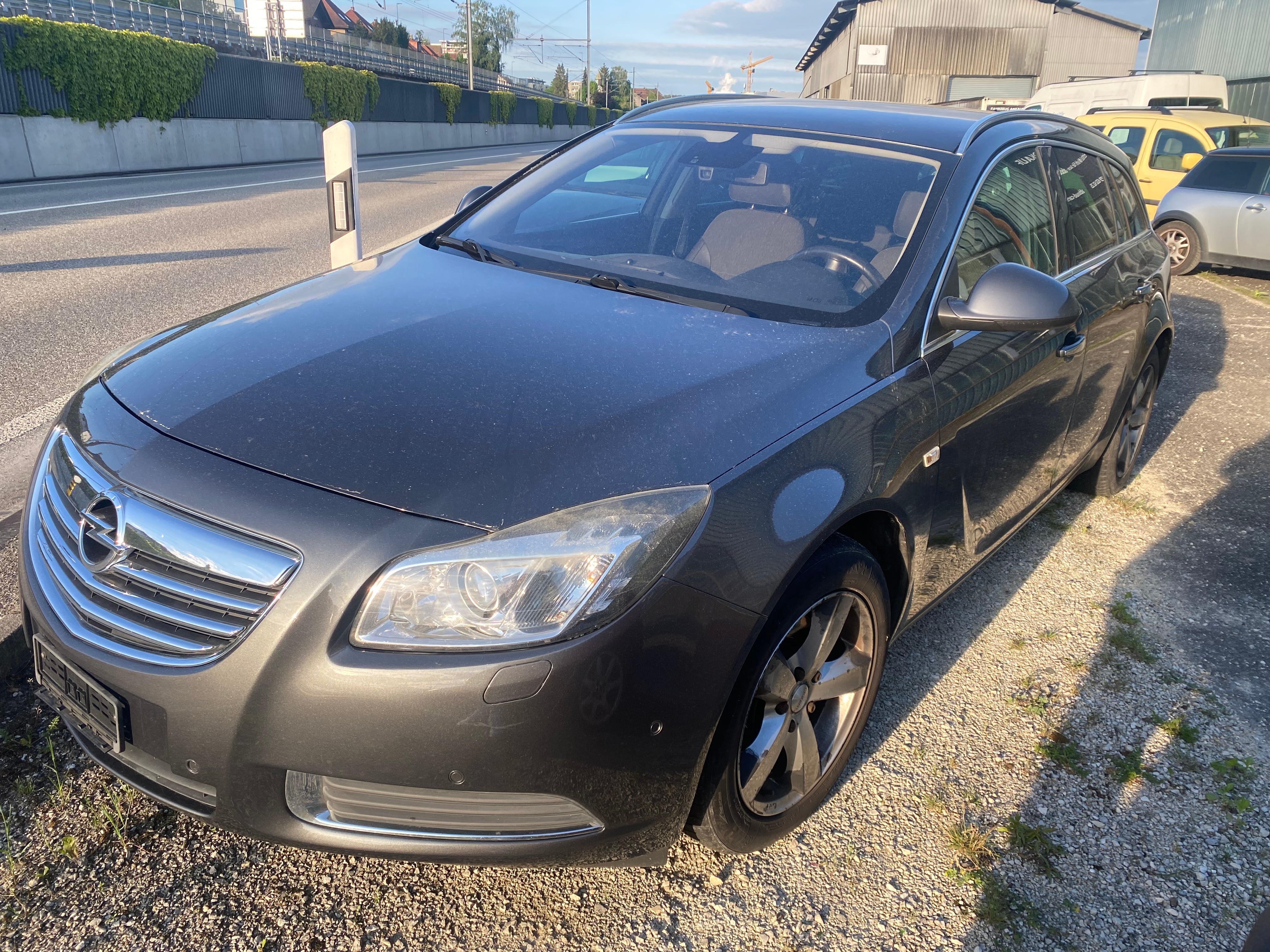 OPEL Insignia Sports Tourer 2.0 Turbo Edition