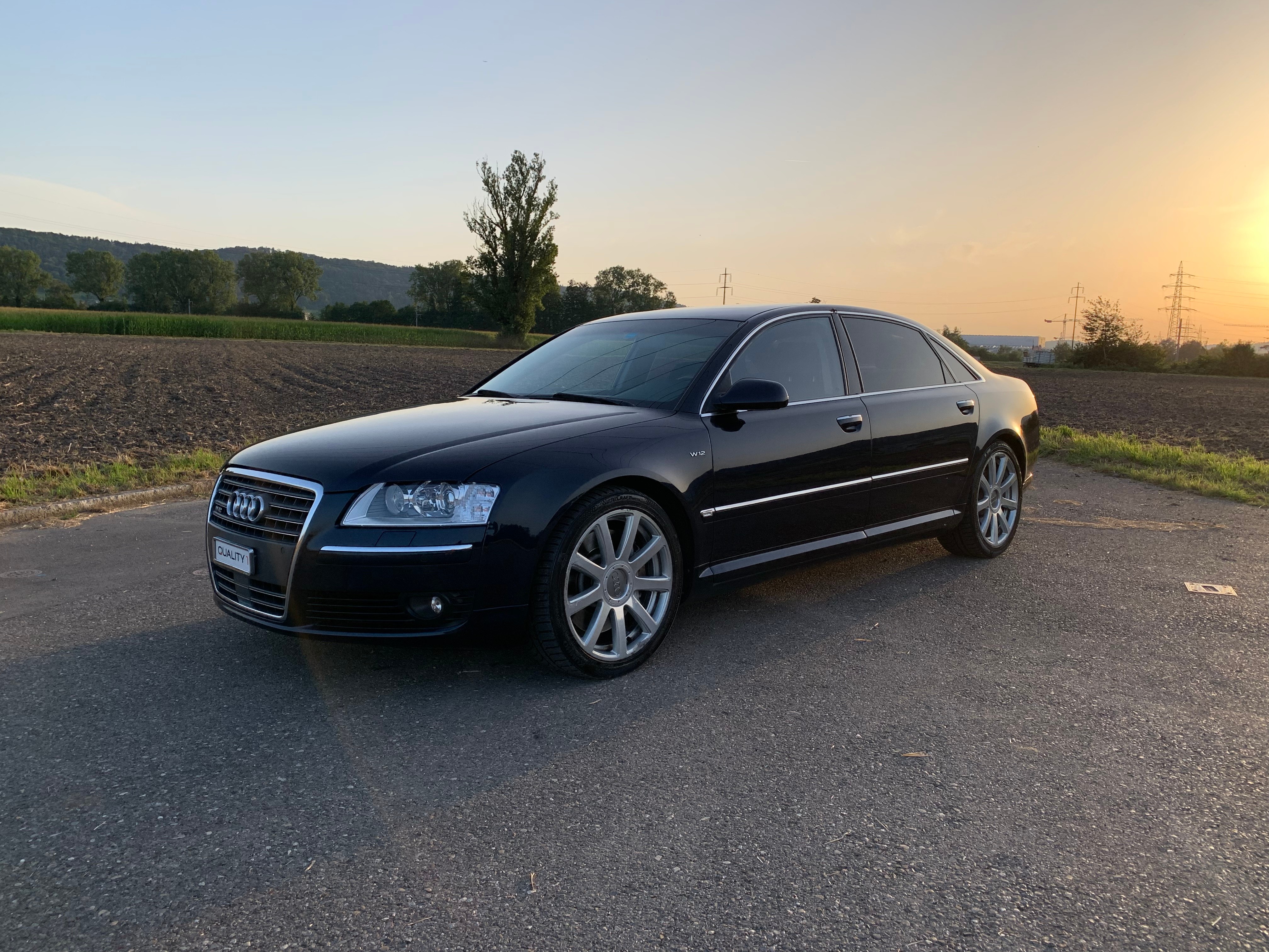 AUDI A8 L 6.0 quattro tiptronic