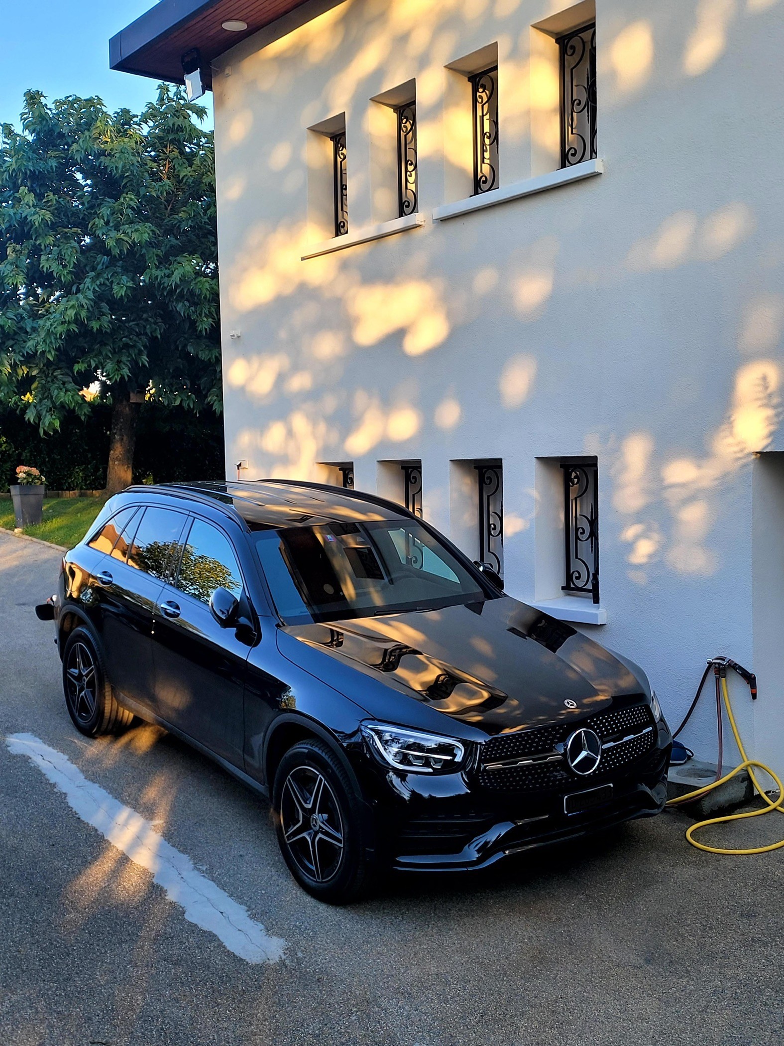 MERCEDES-BENZ GLC 300 e AMG Line 4Matic 9G-Tronic