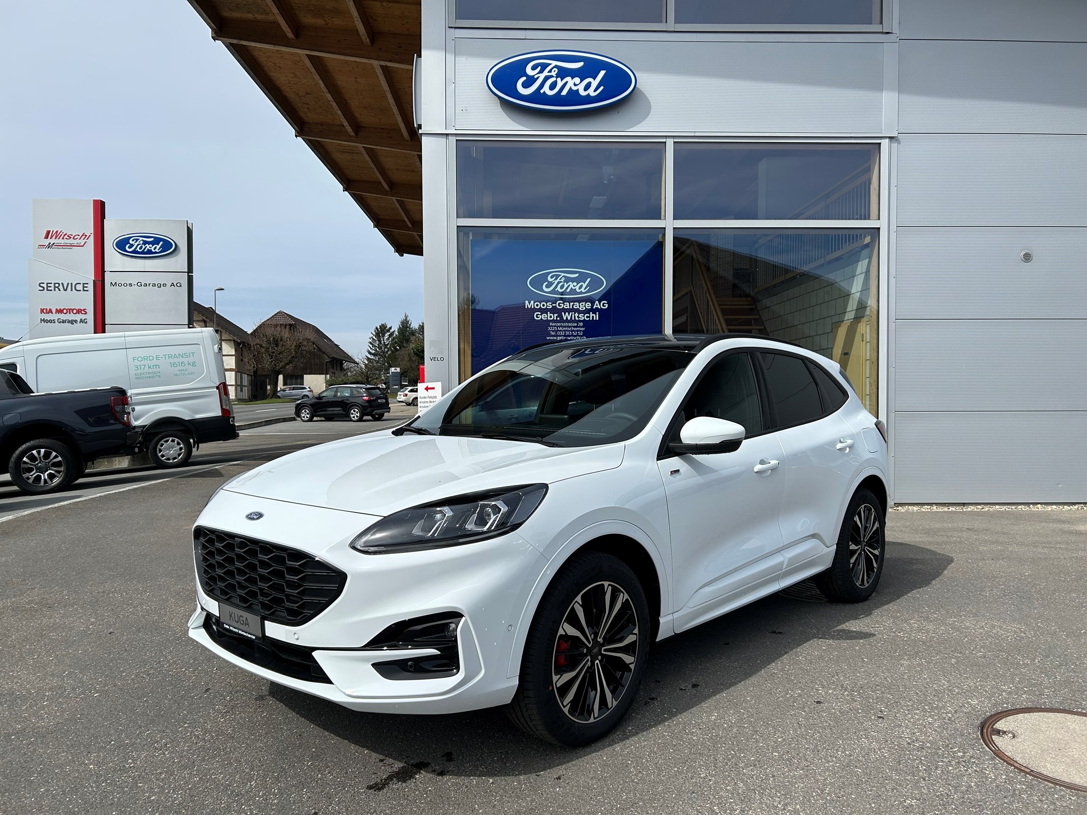 FORD Kuga 2.5 FHEV ST-Line X 4WD