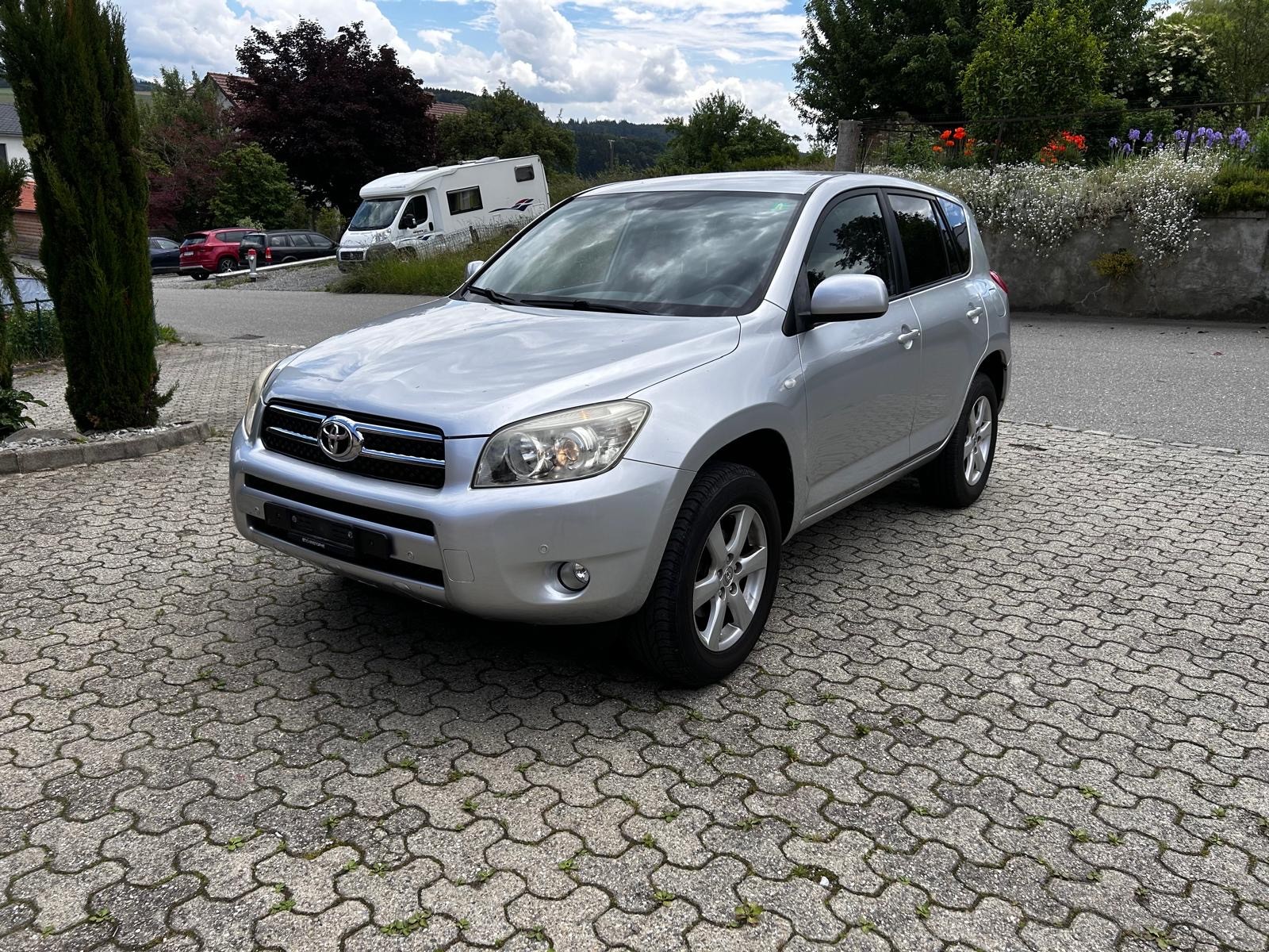 TOYOTA RAV-4 2.0 16V Cross Sport Automatic frische MFK mit 1Monate garantiert MFK