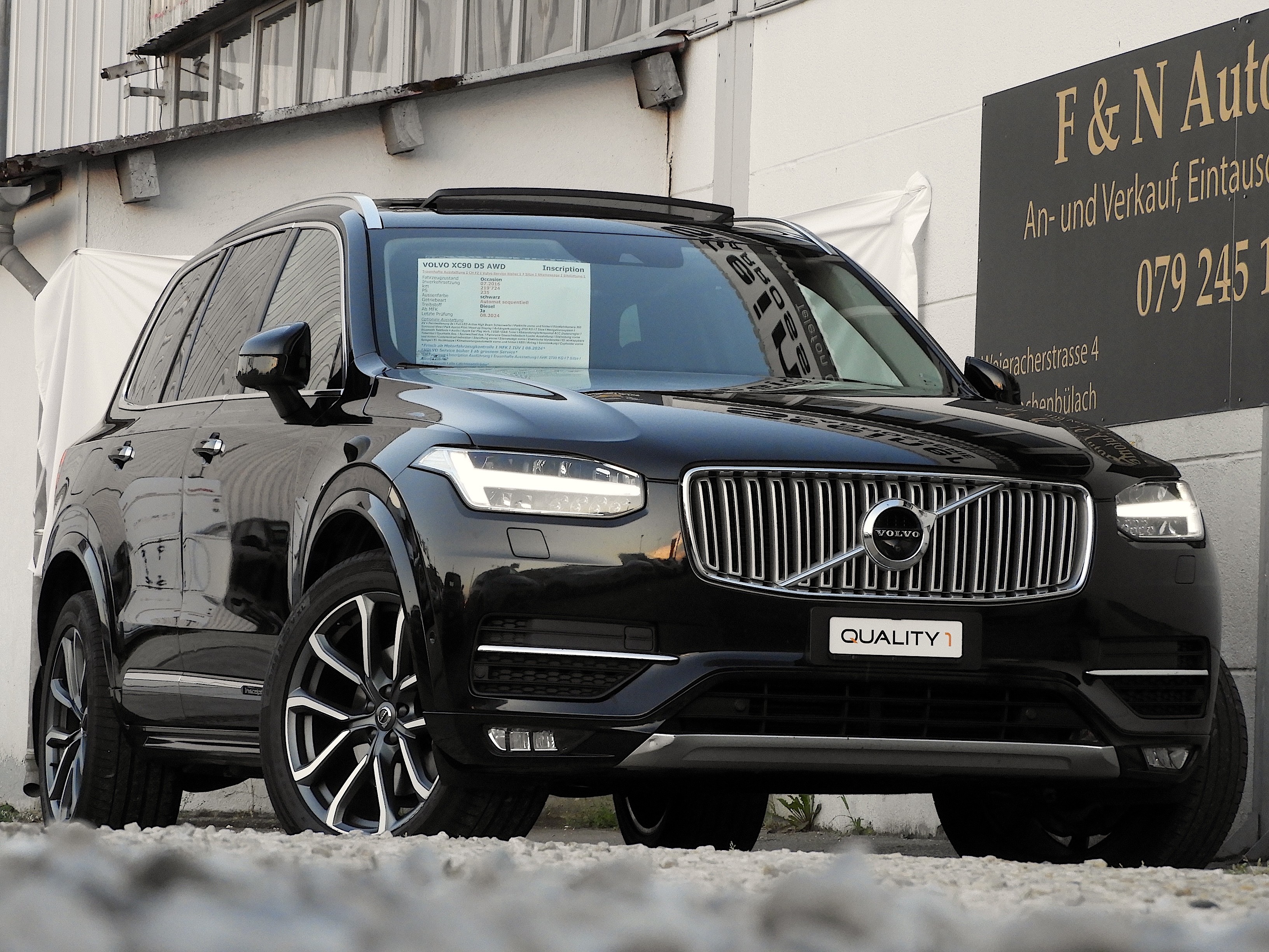 VOLVO XC90 D5 AWD Inscription Geartr. I Traumhafte Ausstattung I 7 Sitze I AHK I MFK 08.24 I VOLVO Service