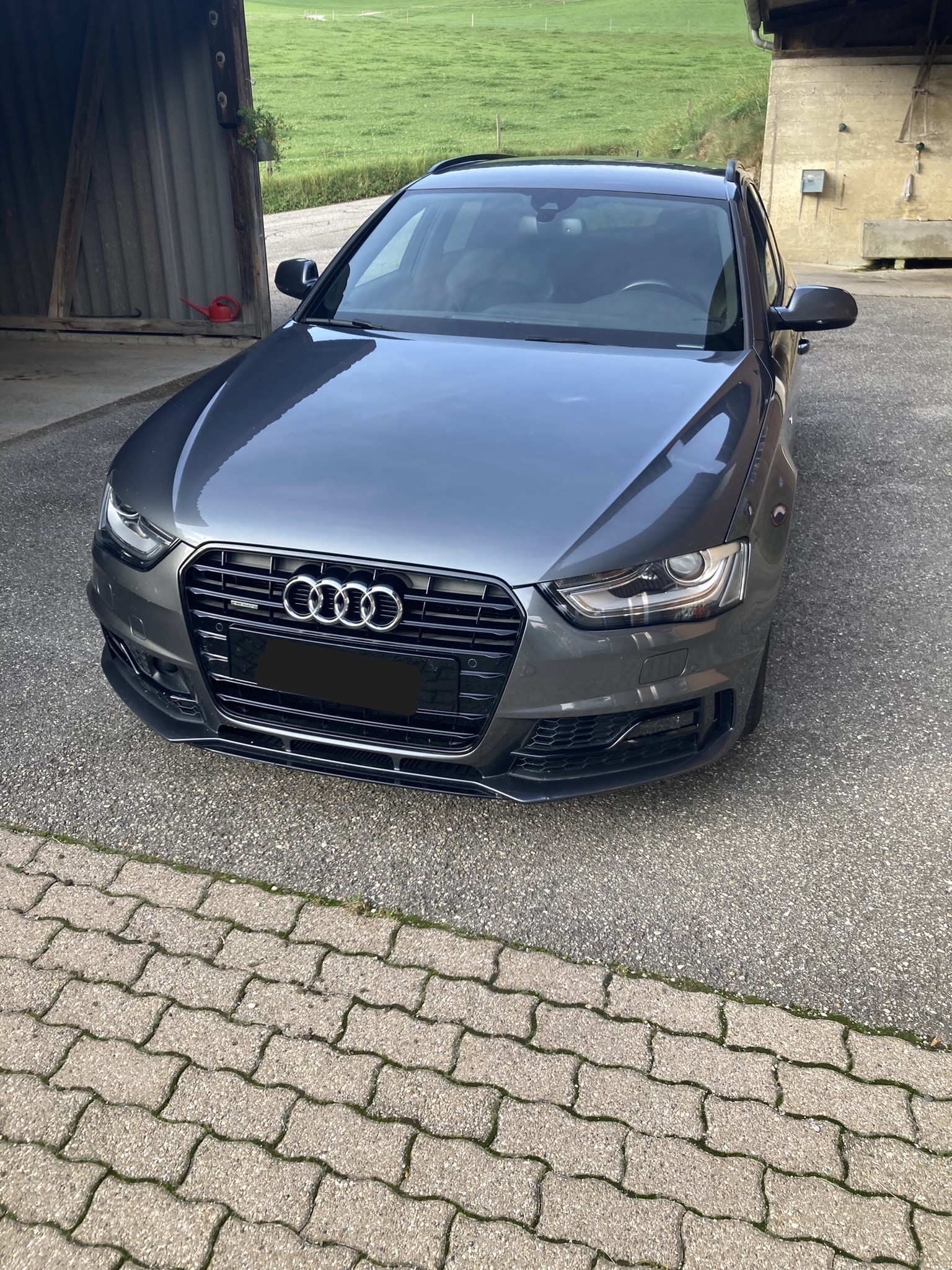 AUDI A4 Avant 2.0 TDI quattro S-tronic