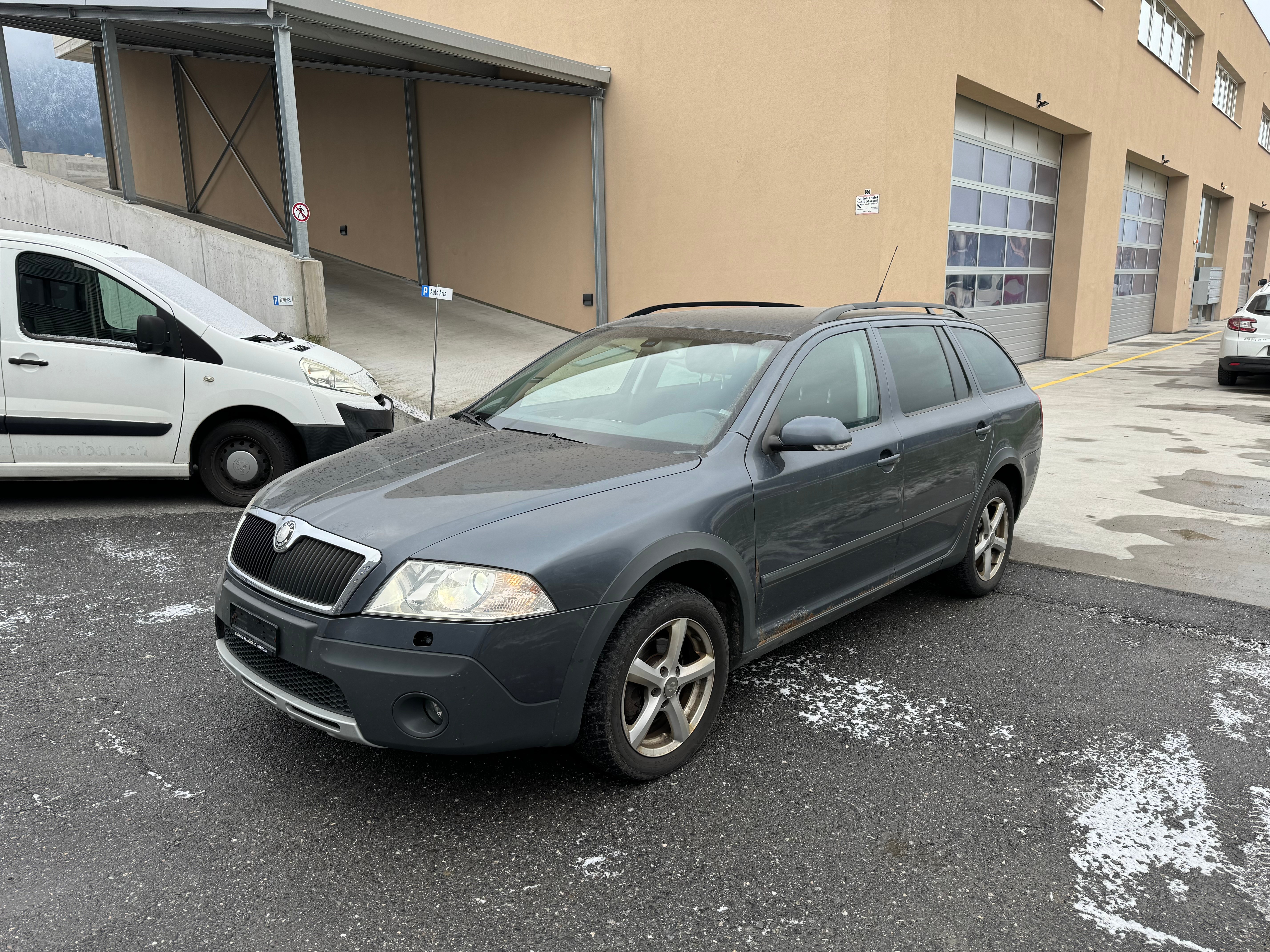 SKODA Octavia Scout 2.0 FSI 4x4