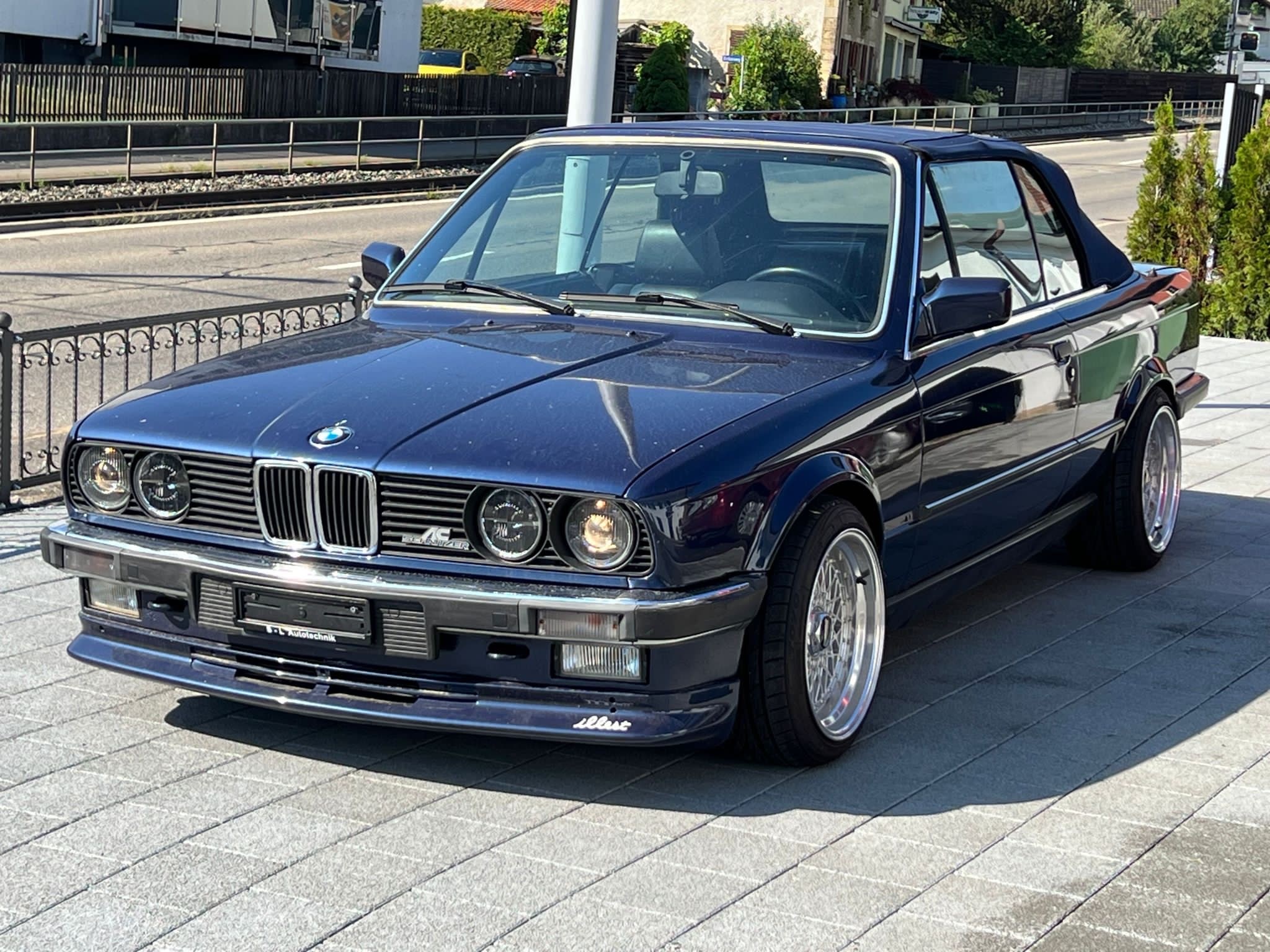 BMW 325i Cabrio